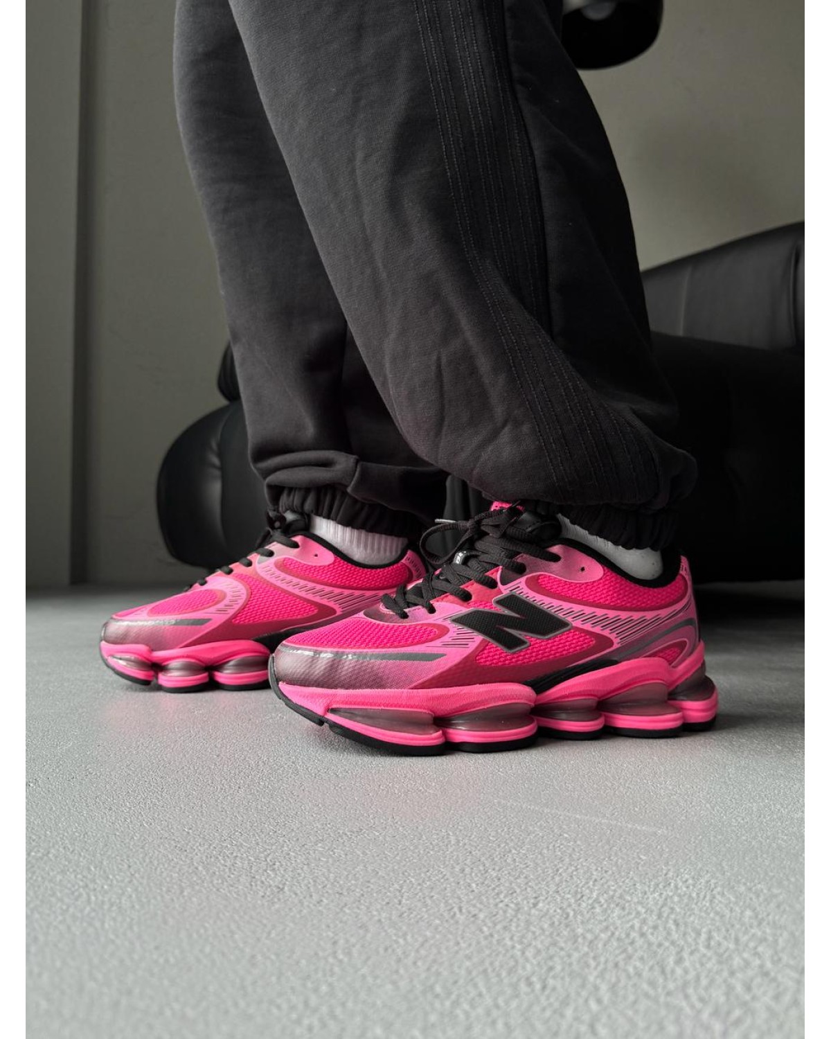 New Balance 2000 White Pink