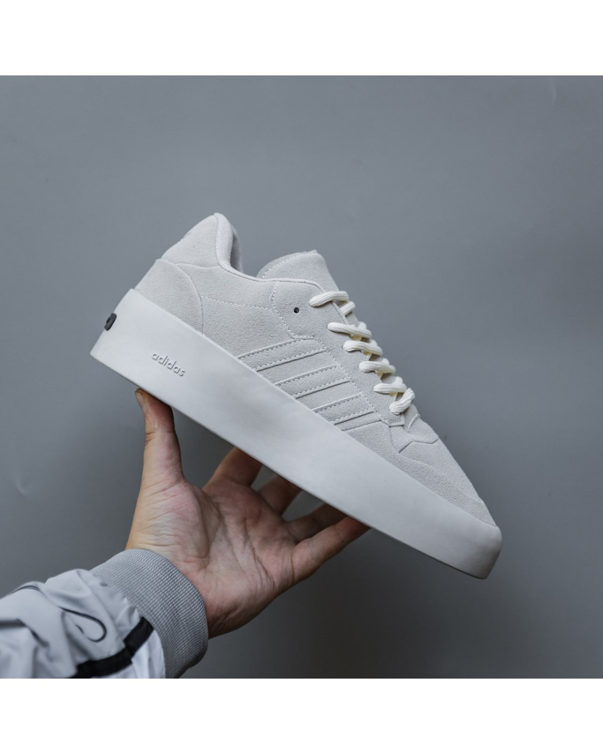 Adidas Forum Low 86 x Essential Fear of God