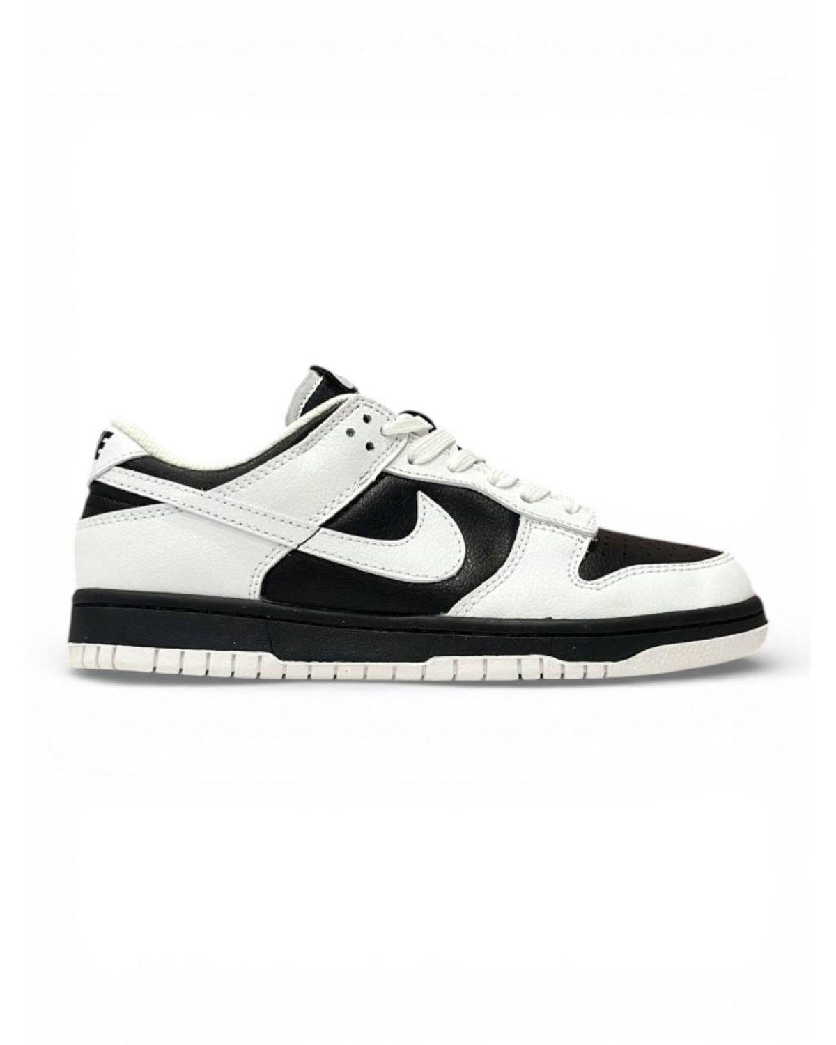 Nike Dunk Low Retro White Black