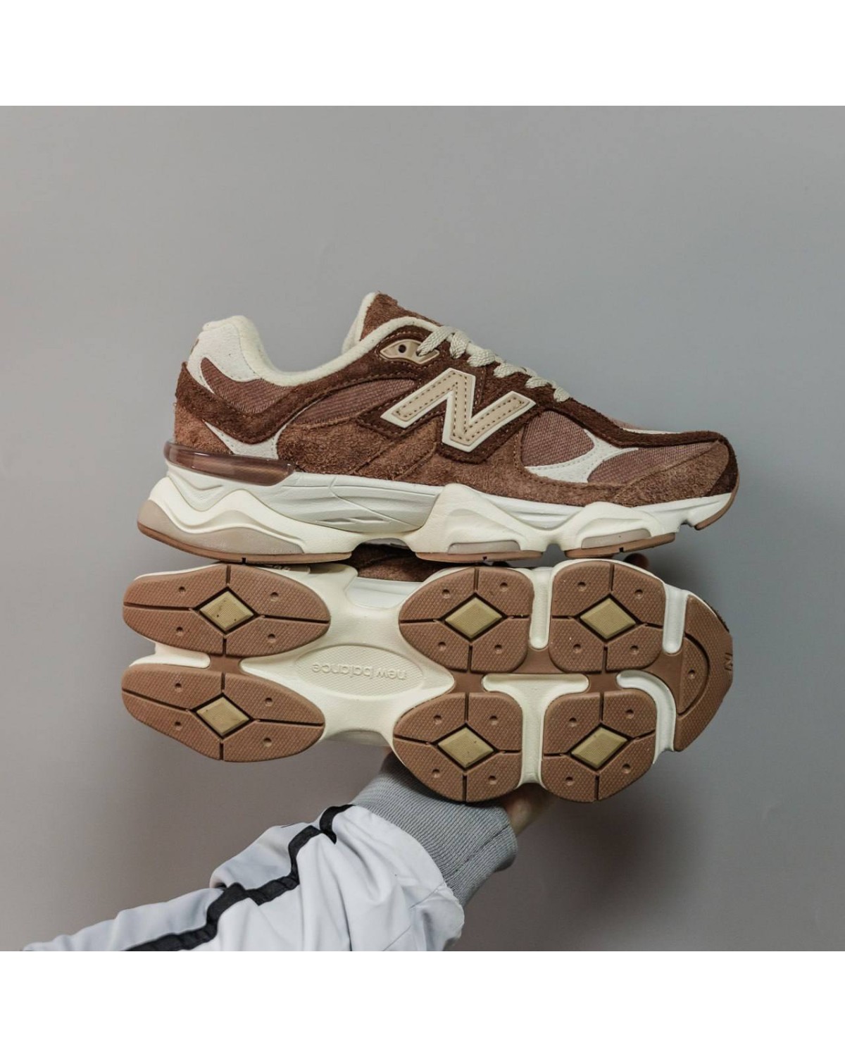 New Balance 9O60