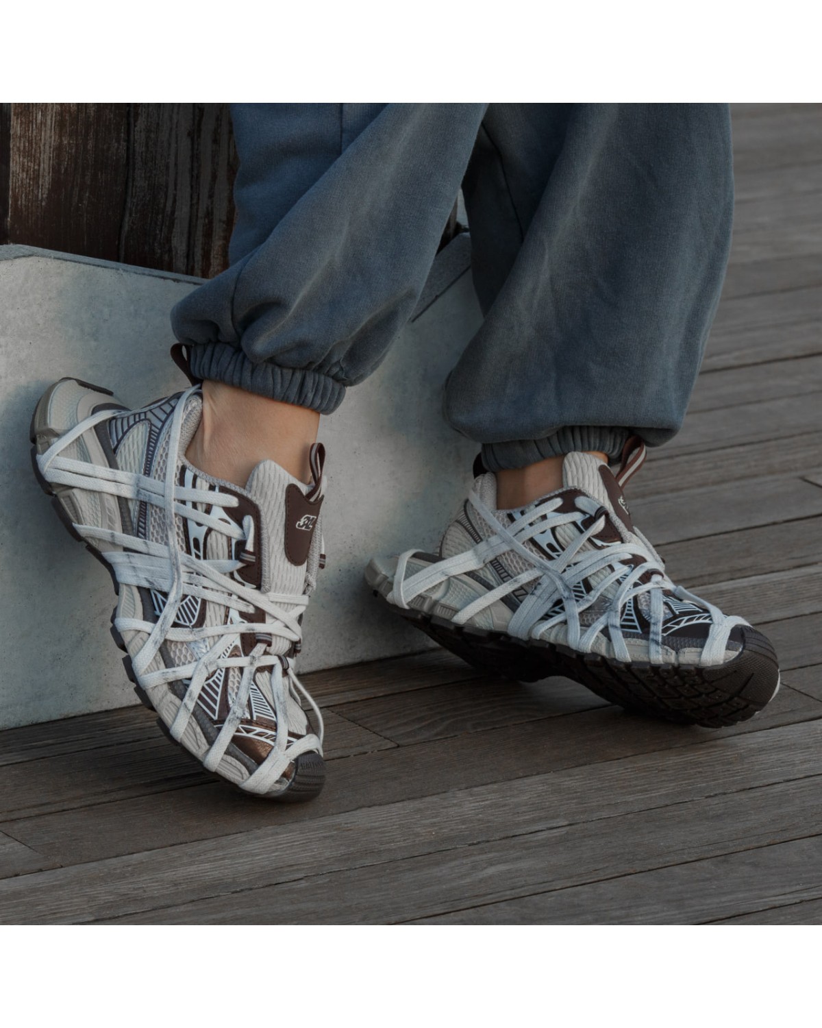 Balenciaga 3XL Elemente Lace Brown Grey Beige