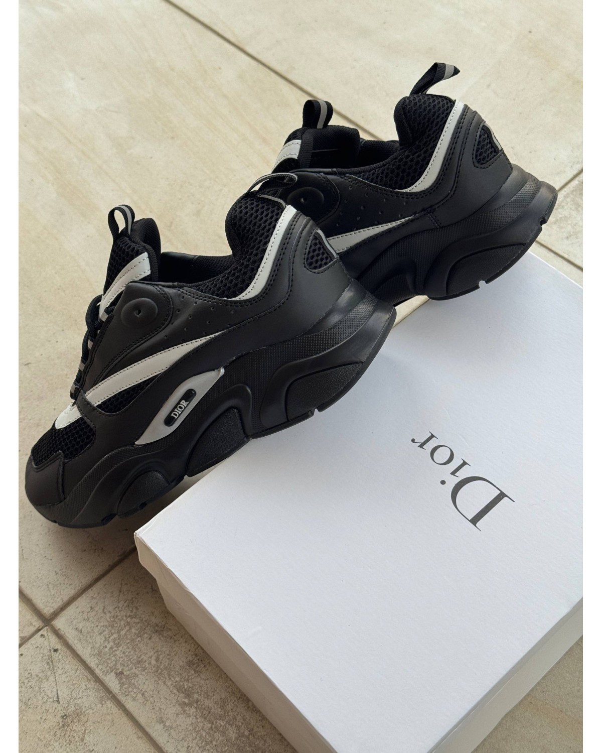 Dior B22 Black