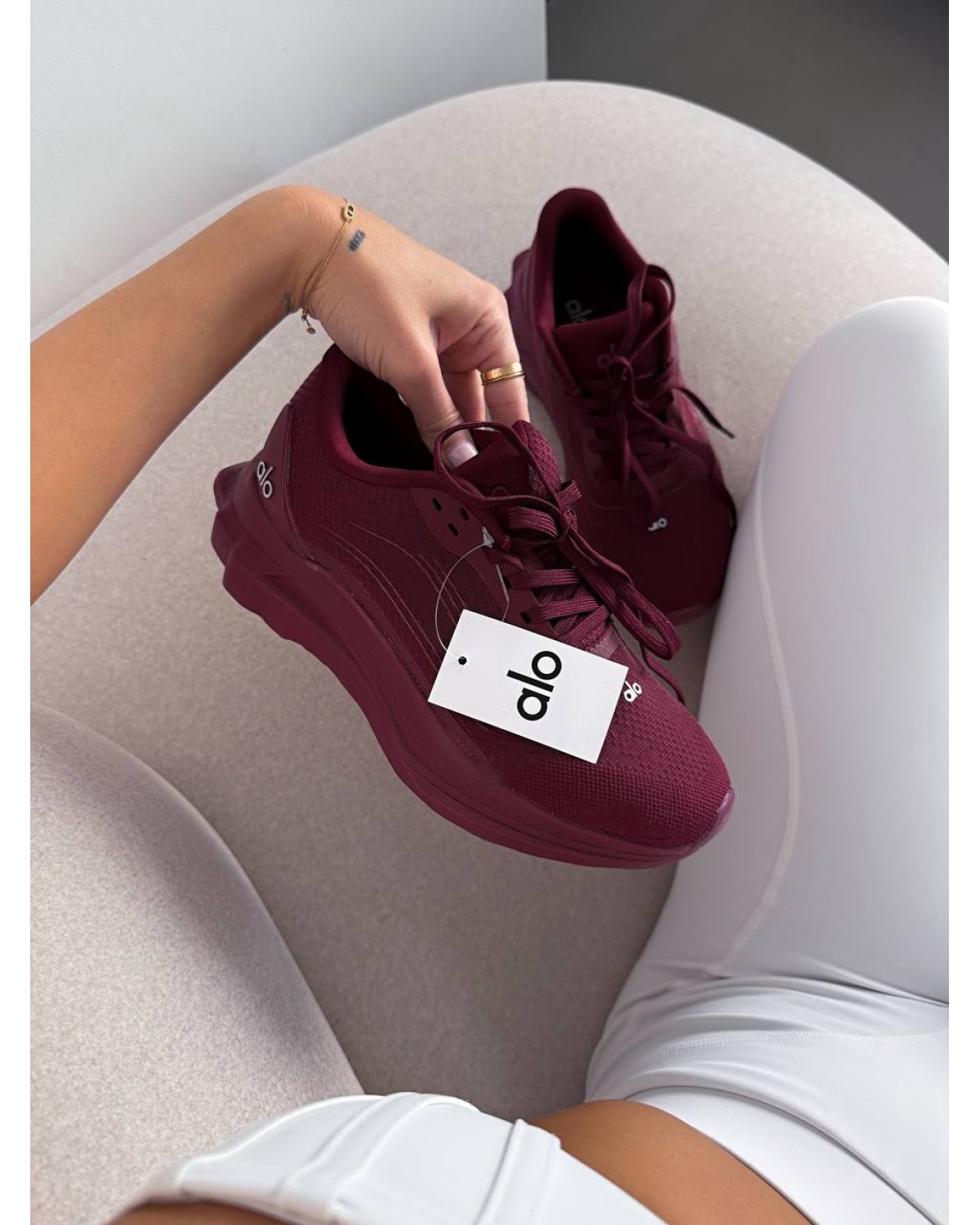 Alo Yoga Runner Burgundy