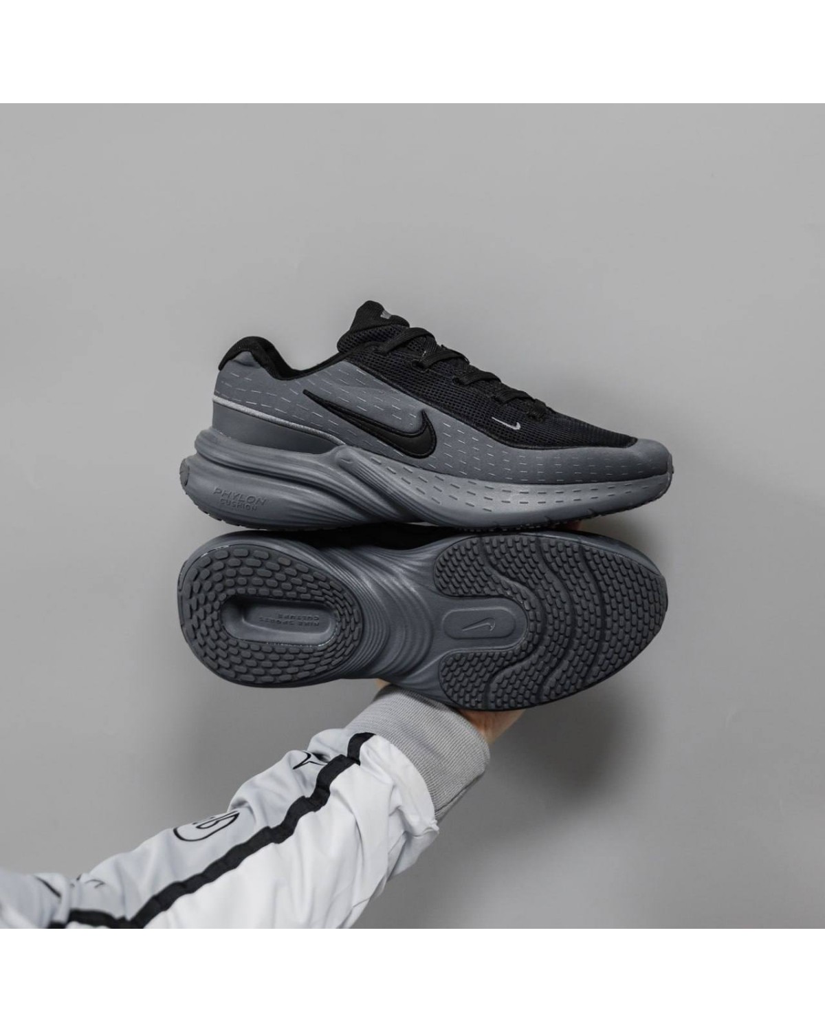 Nike Uplift SC