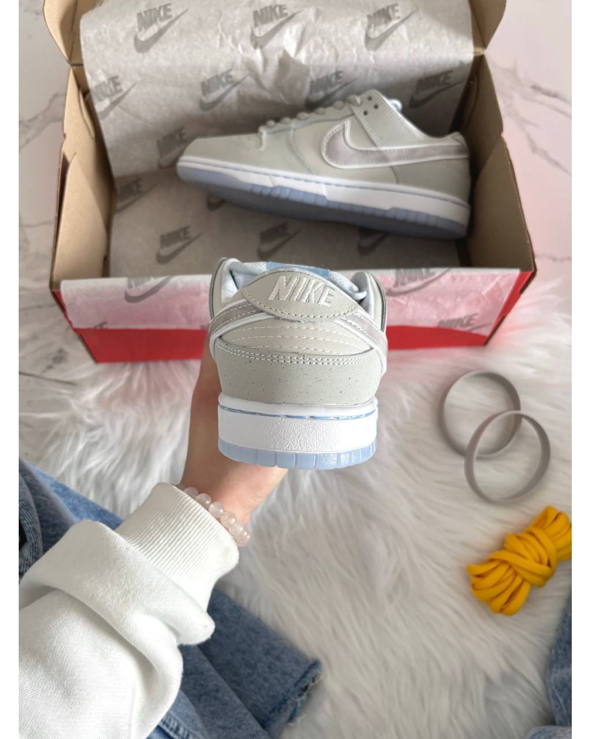 Nike SB Dunk White Lobster