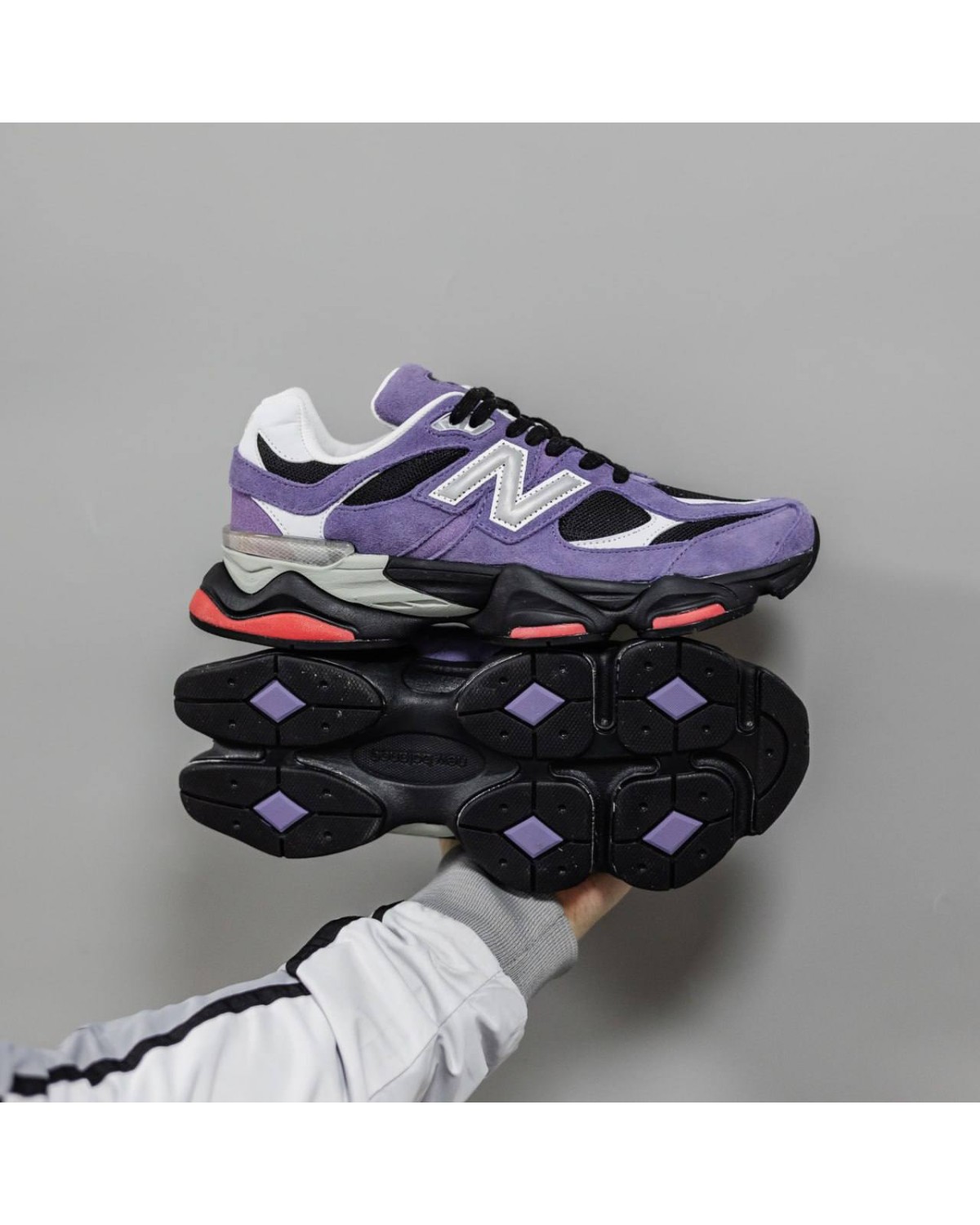 New Balance 9060 Violet Noir