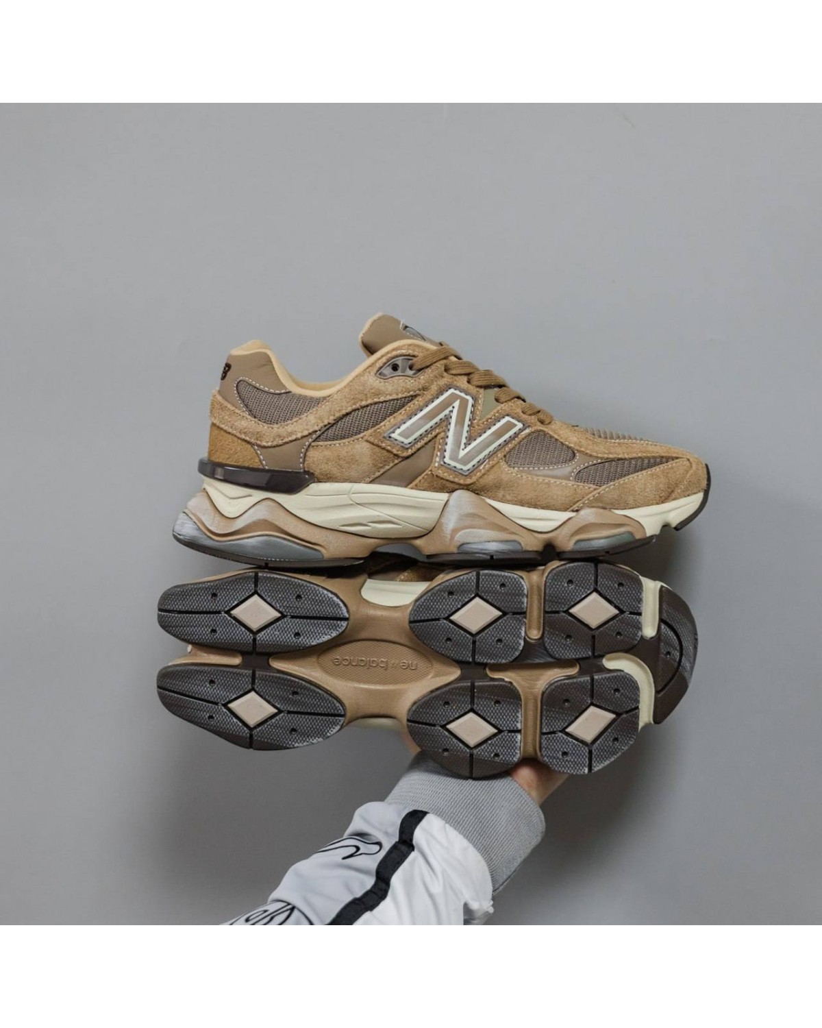 New Balance 9060