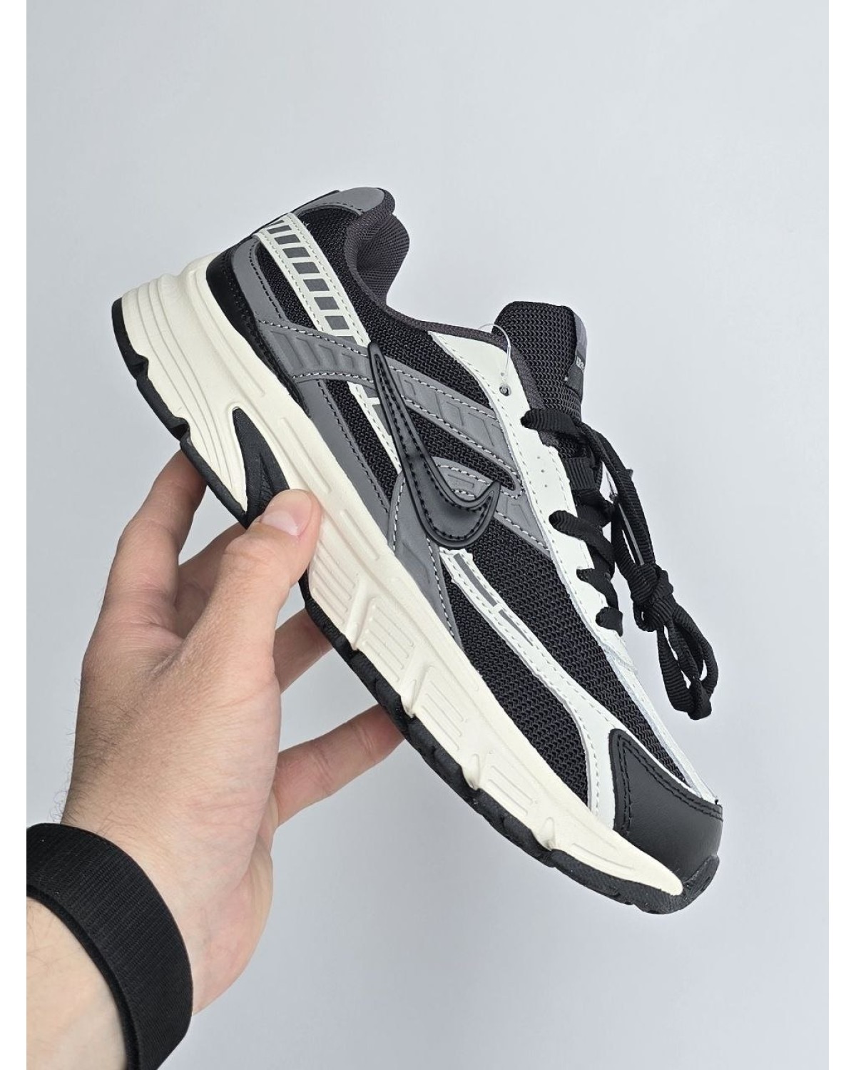 Nike Initiator Black Ash Grey