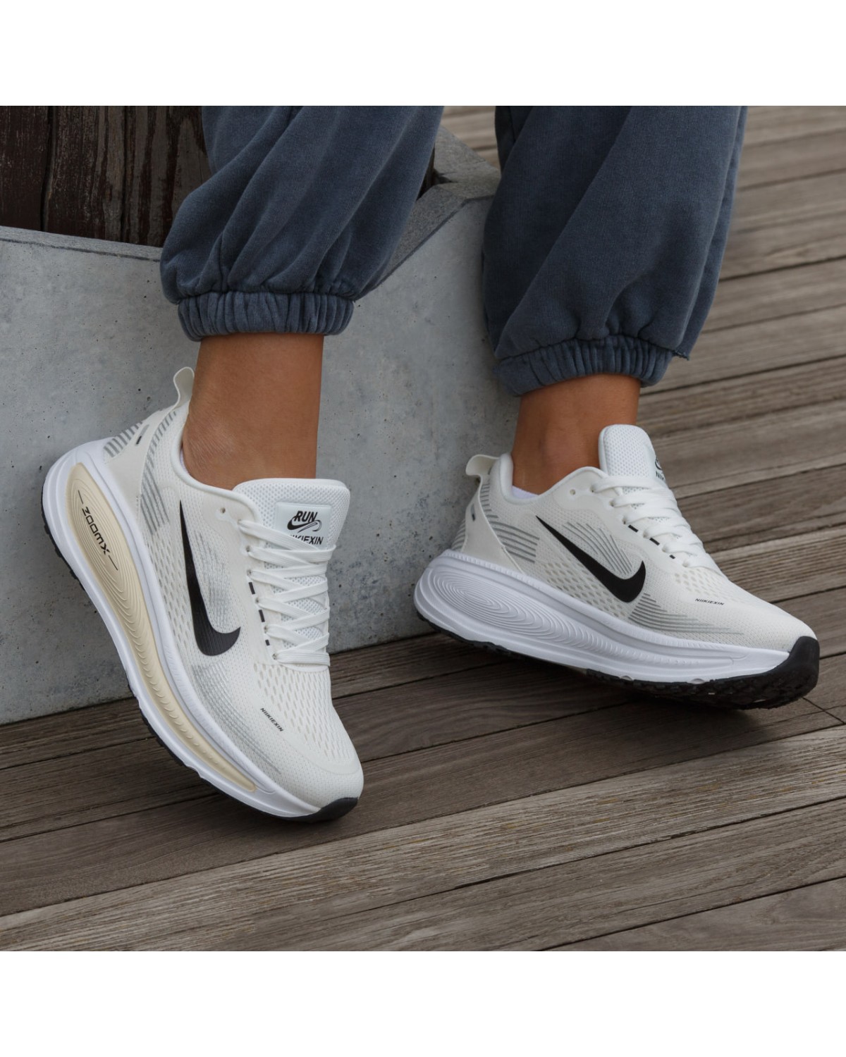 Nike Zoom Vemero 18 Nike Zoom Vemero 18