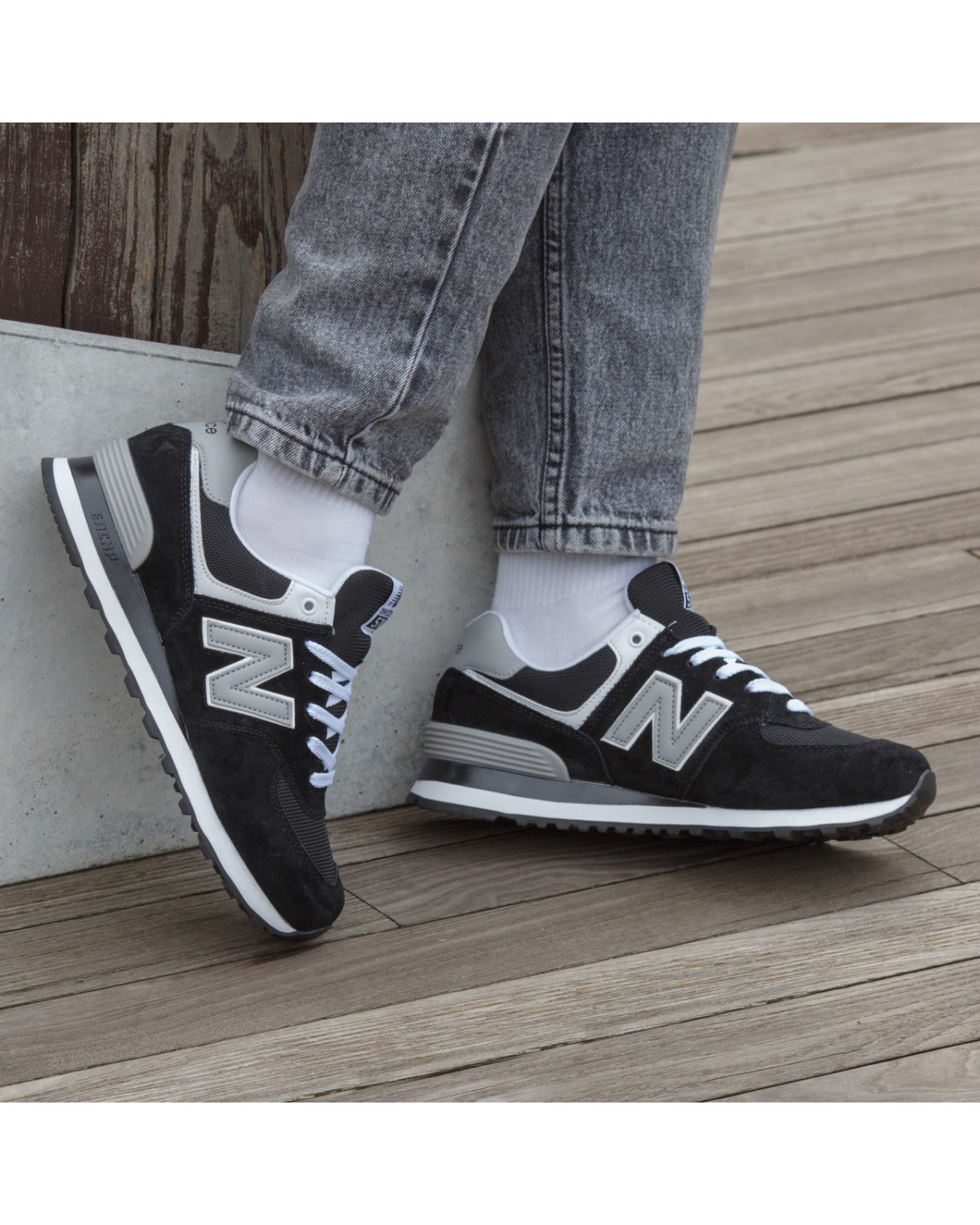 New Balance 574 Black/White New Balance 574 Black/White