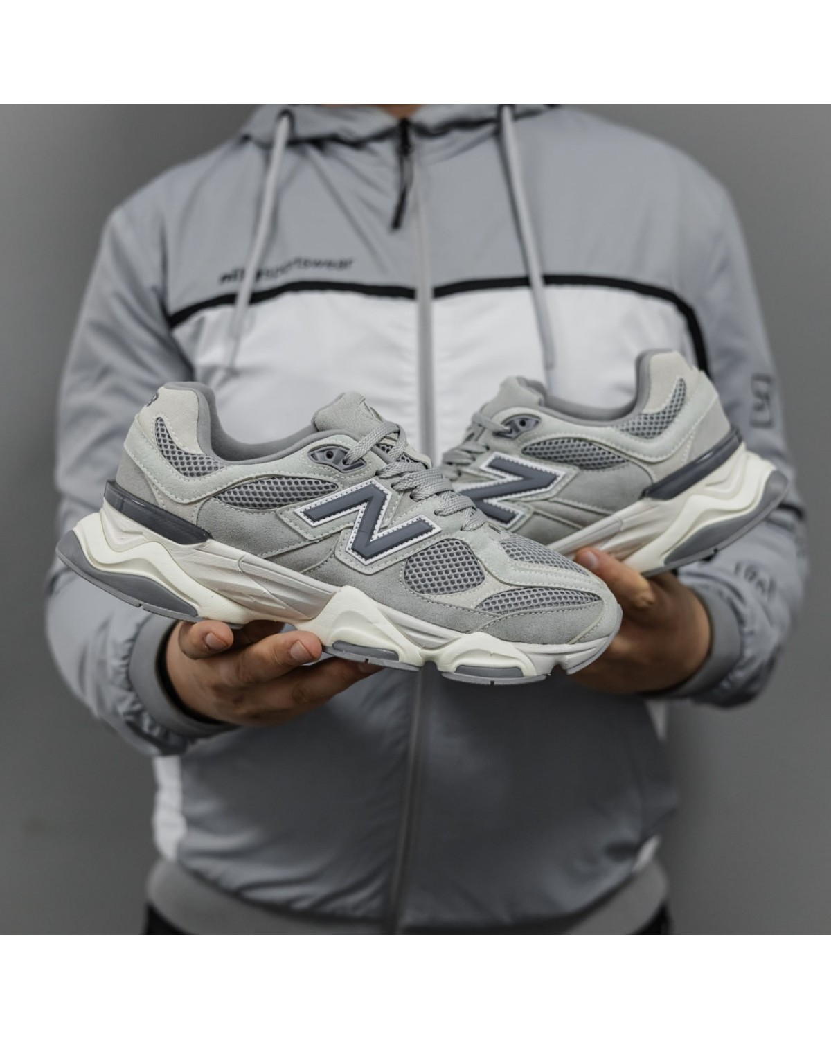 New Balance 9060