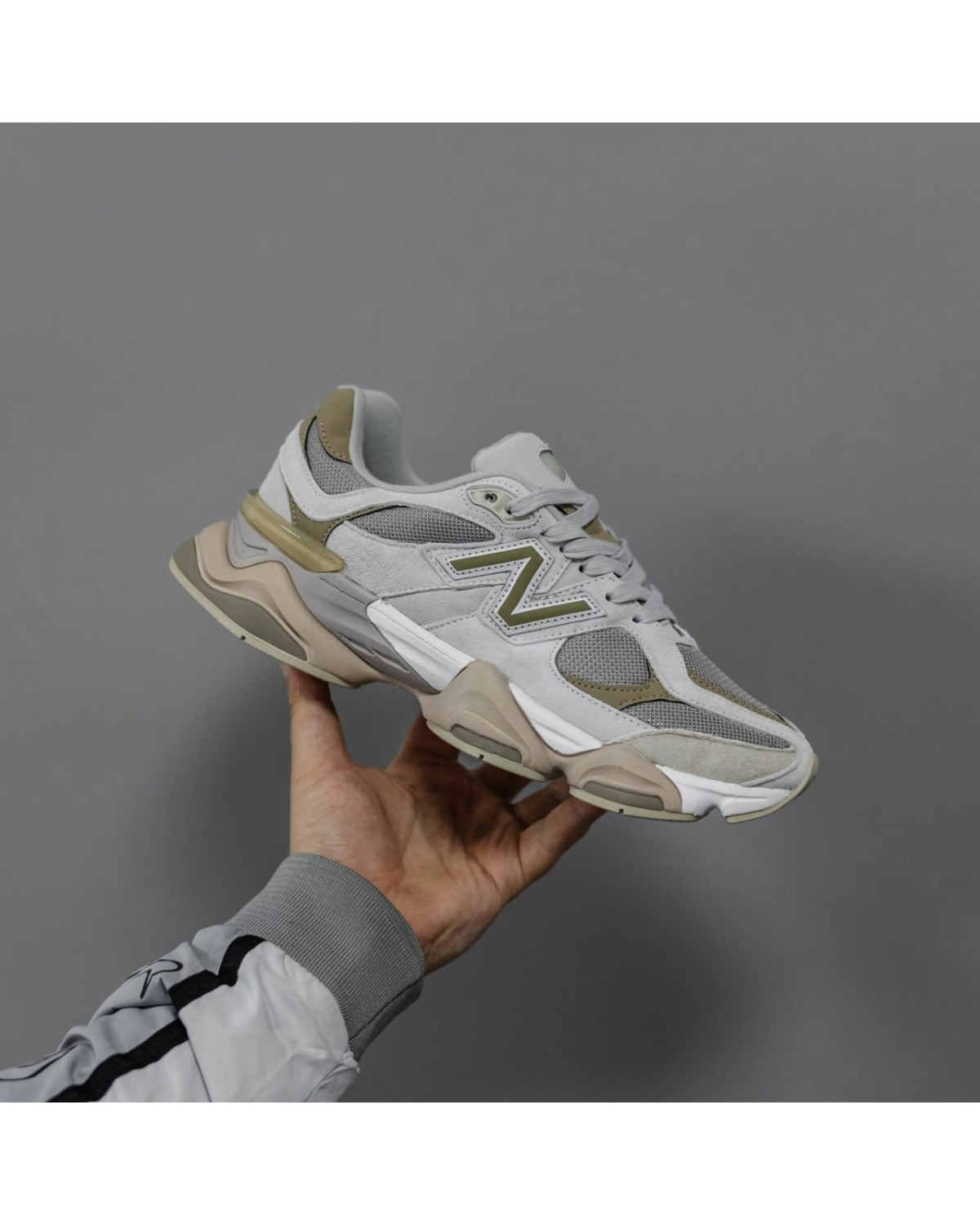 New Balance 9060