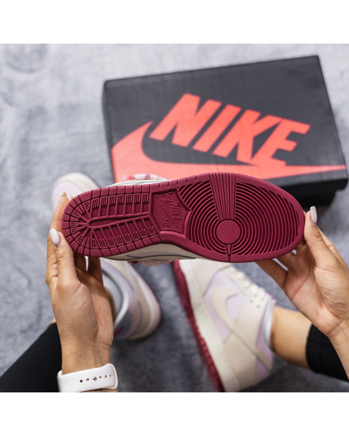 Nike Dunk Low "Valentine's Day" Nike Dunk Low "Valentine's Day"