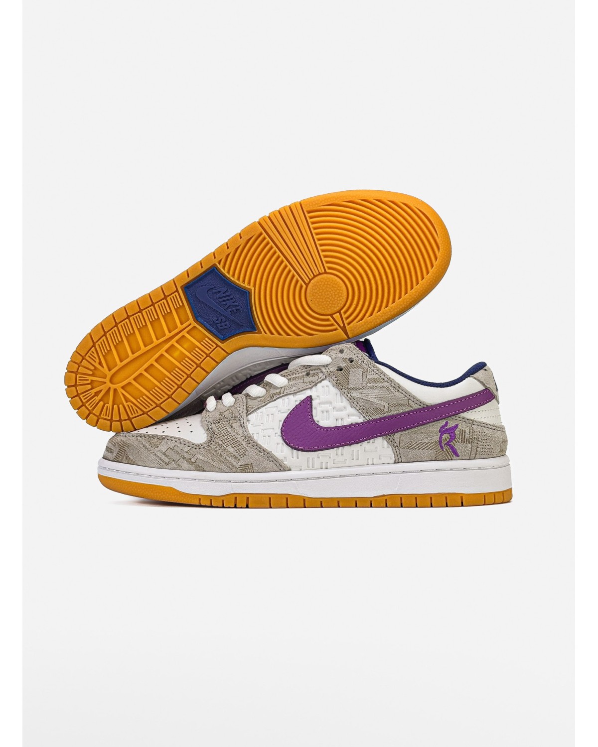 Nike SB Dunk Low Rayssa Leal Nike SB Dunk Low Rayssa Leal