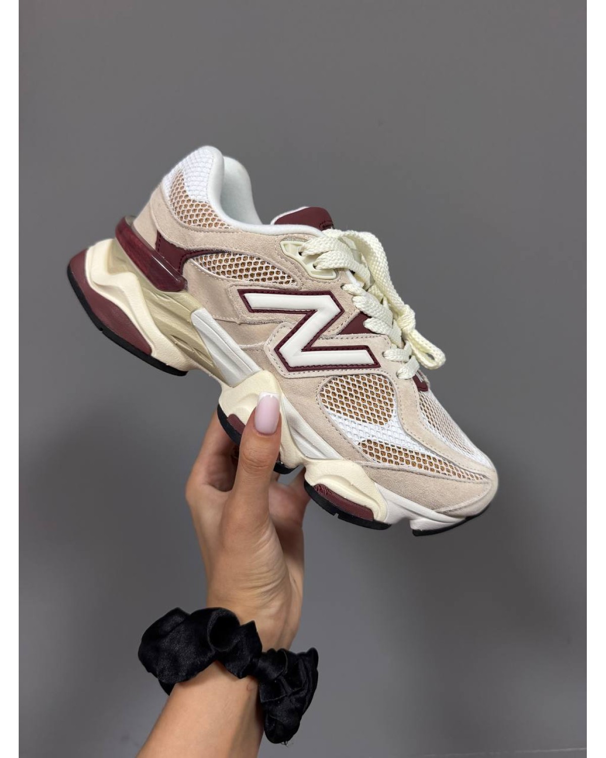 New Balance 9060 Linen Burgundy