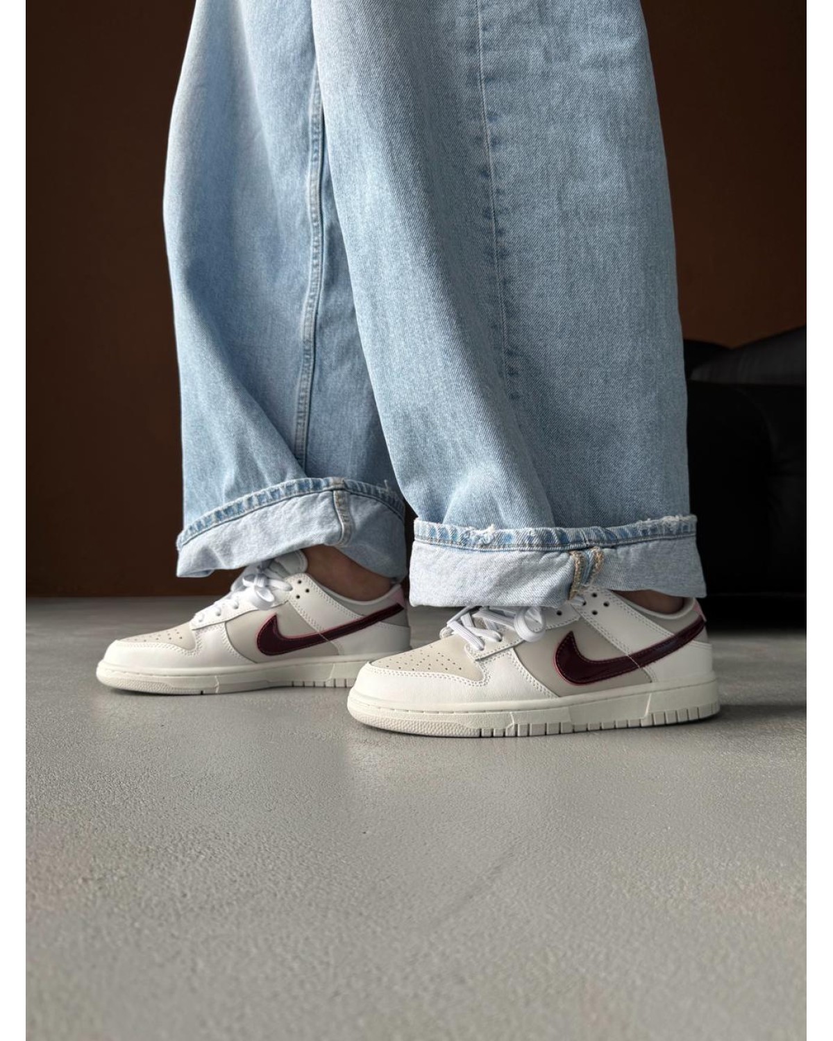 Nike SB Dunk Low Summit White Plum Chalk
