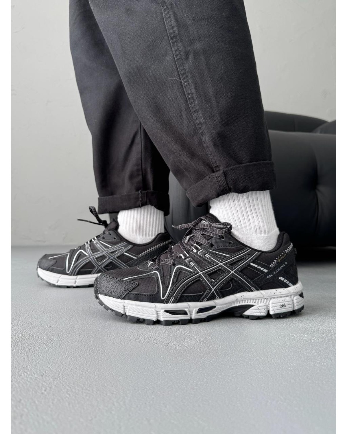 Asics Gel-Kahana 8 Gore-Tex Black White