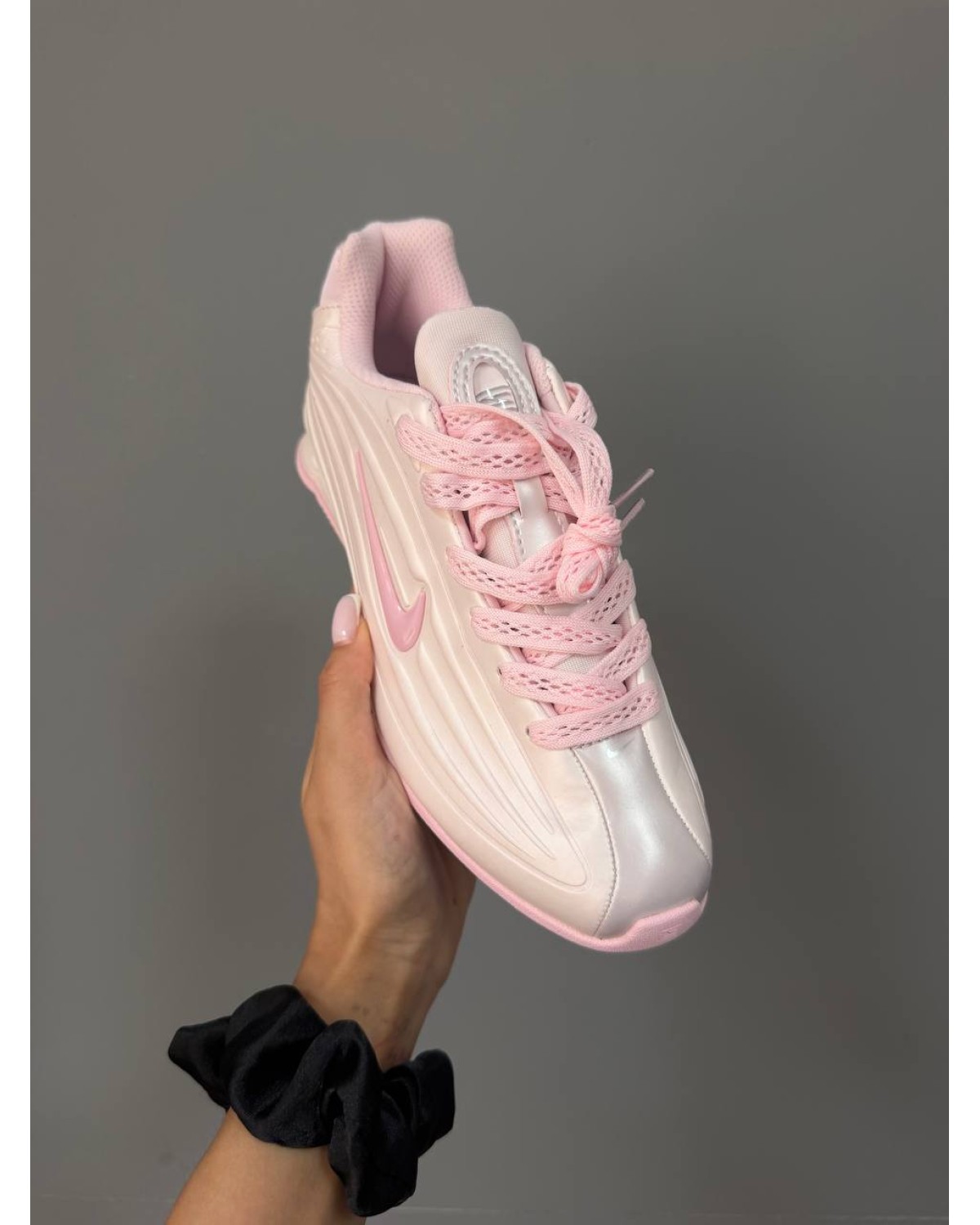 Nike Shox R4 Pearl Pink / Pink Foam Nike Shox R4 Pearl Pink / Pink Foam