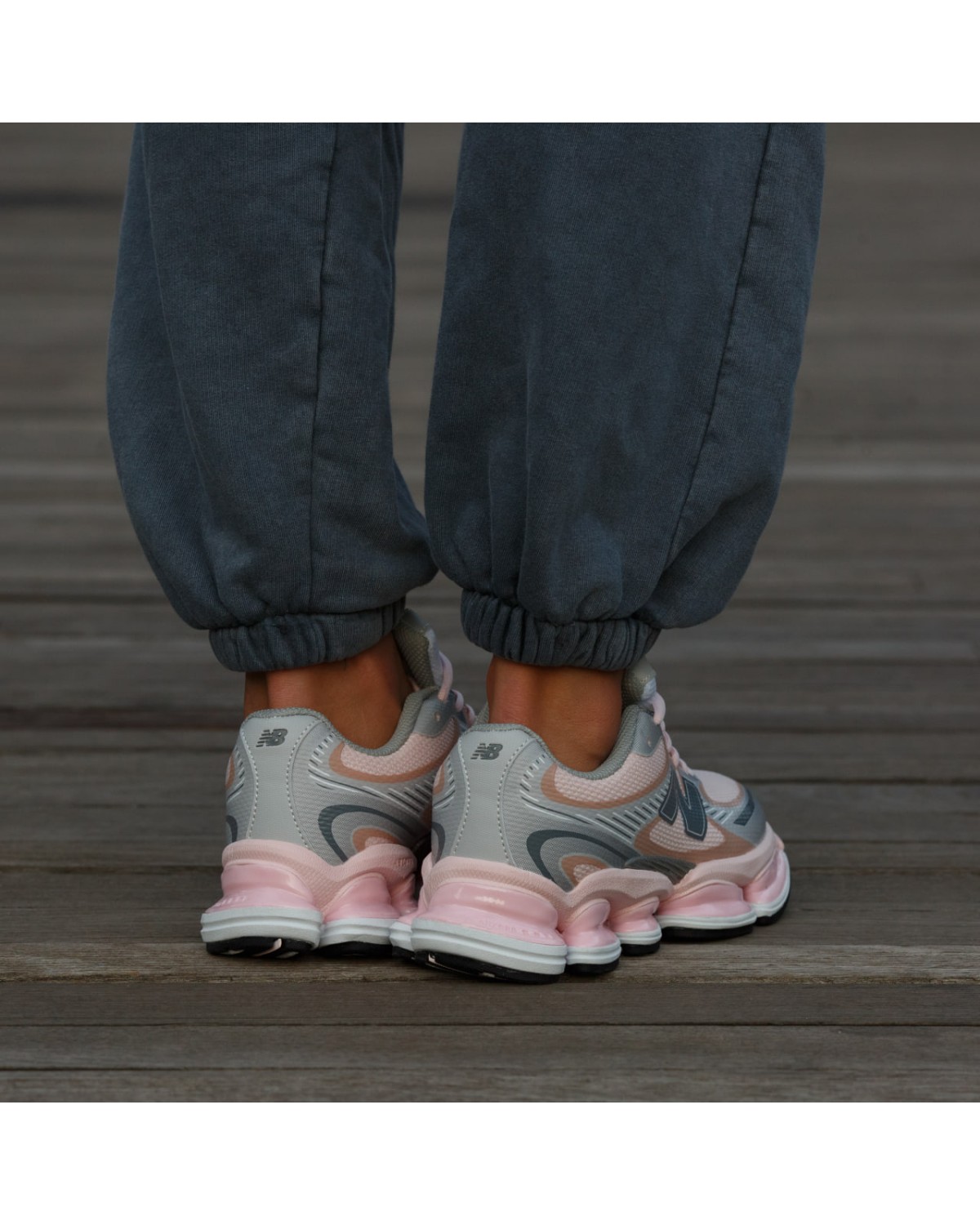 New Balance 2000 Truffle Salt