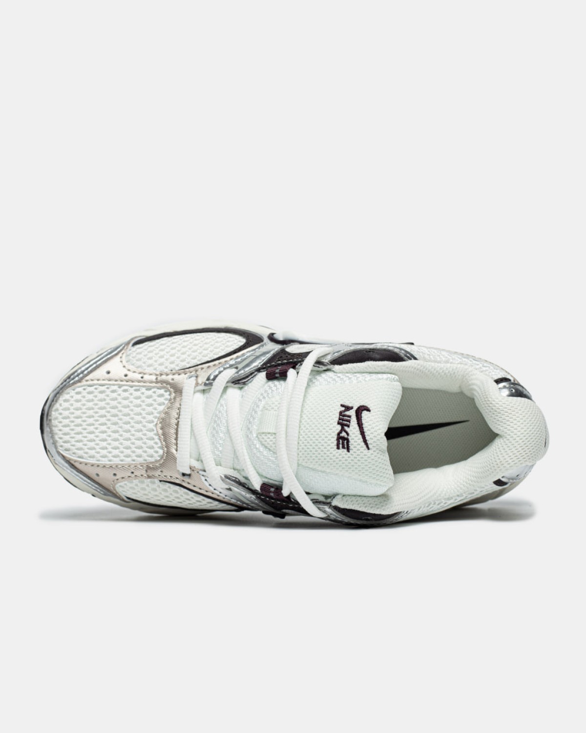 Nike V5 RNR "White/Metallic Silver/Black" Nike V5 RNR "White/Metallic Silver/Black"