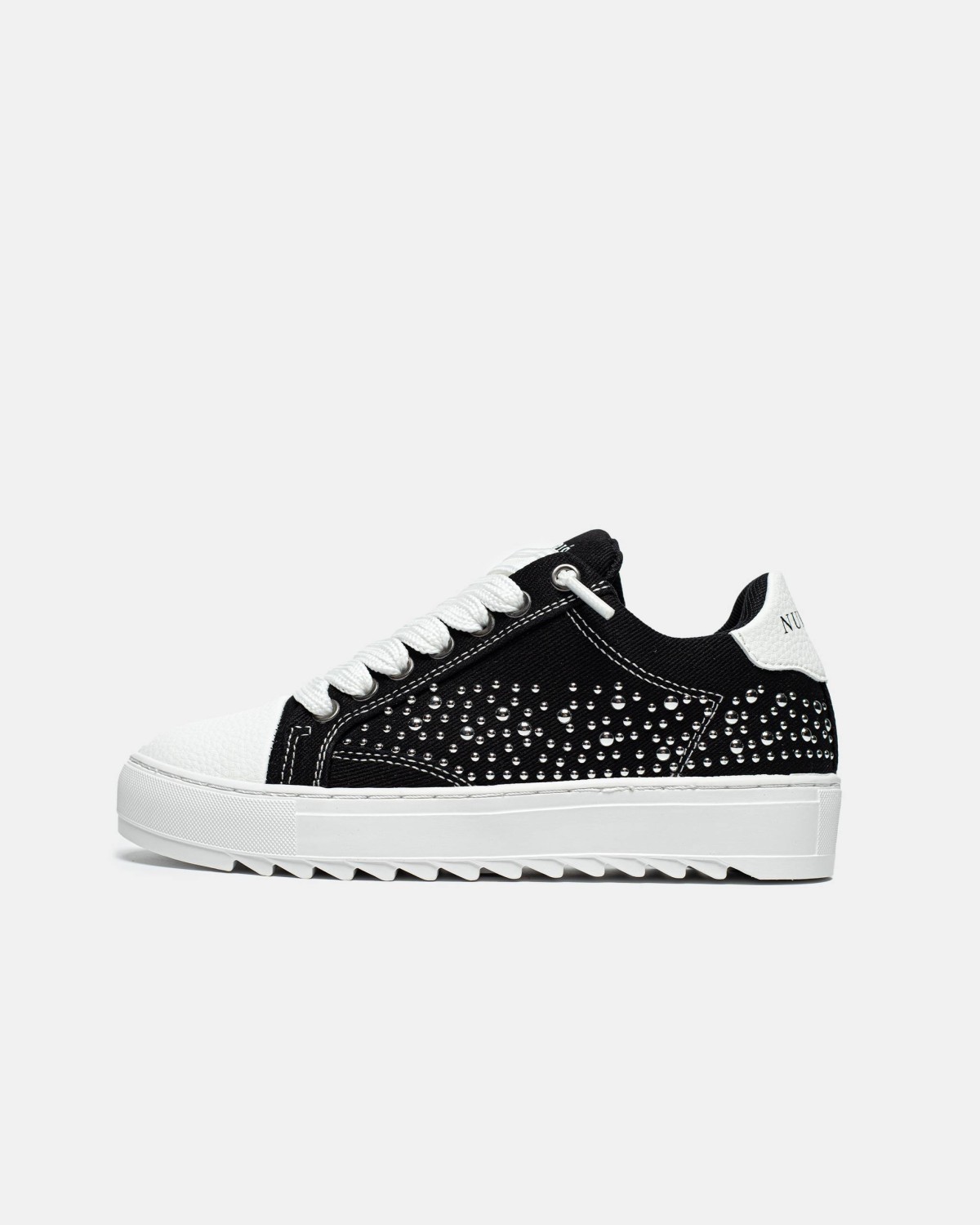 Numeris Studded Black