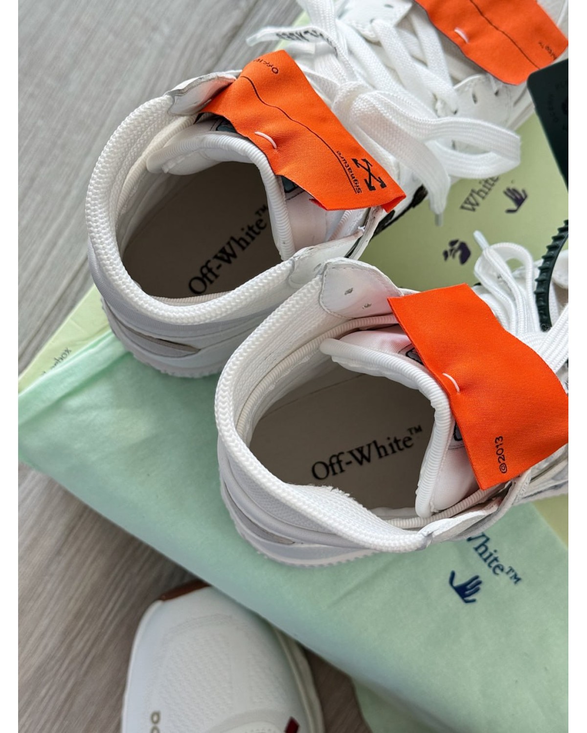 Off-White Off Court 3.0 Leather White White Orange