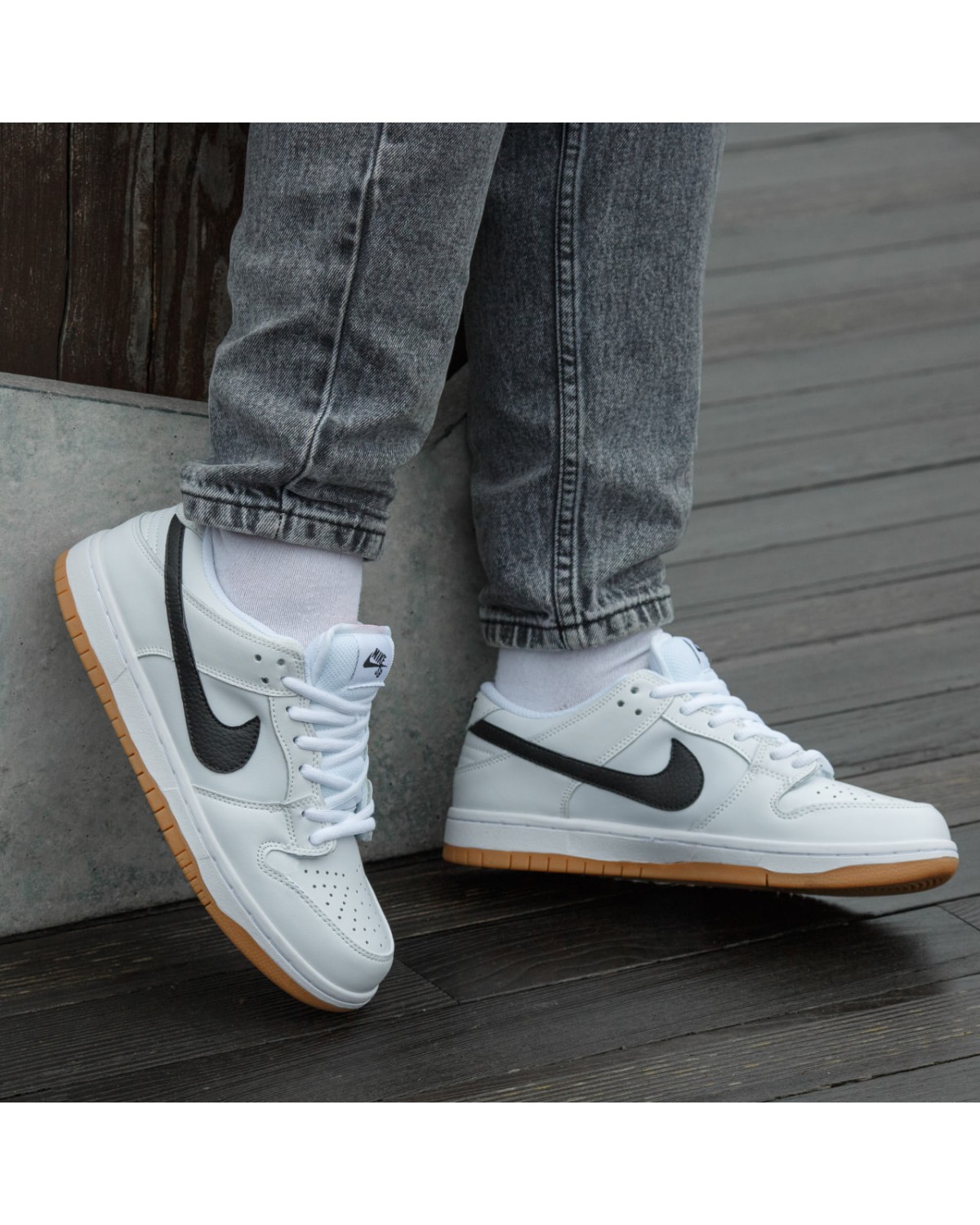 Nike Dunk SB White Gum