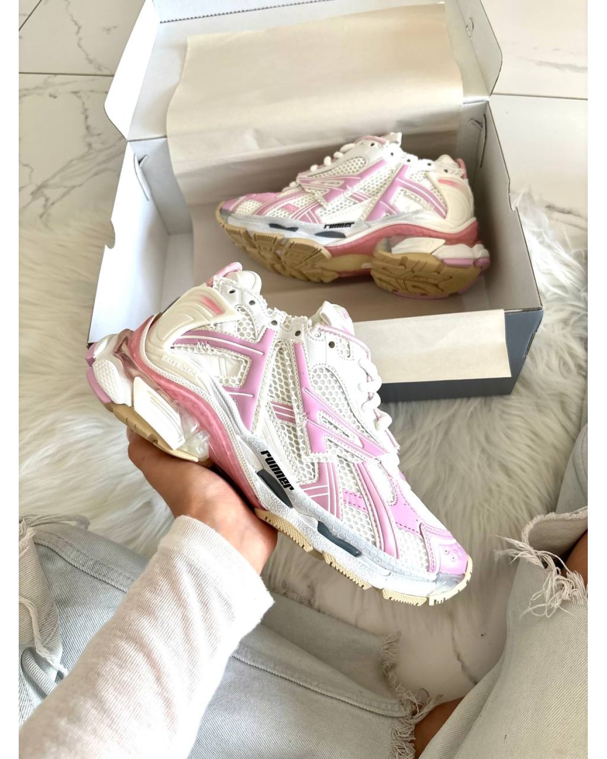 Balenciaga Runner White Pink