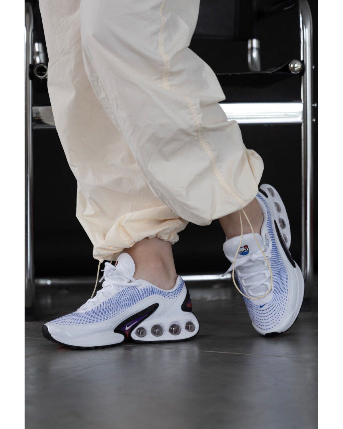 Nike Air Max DN White Violet