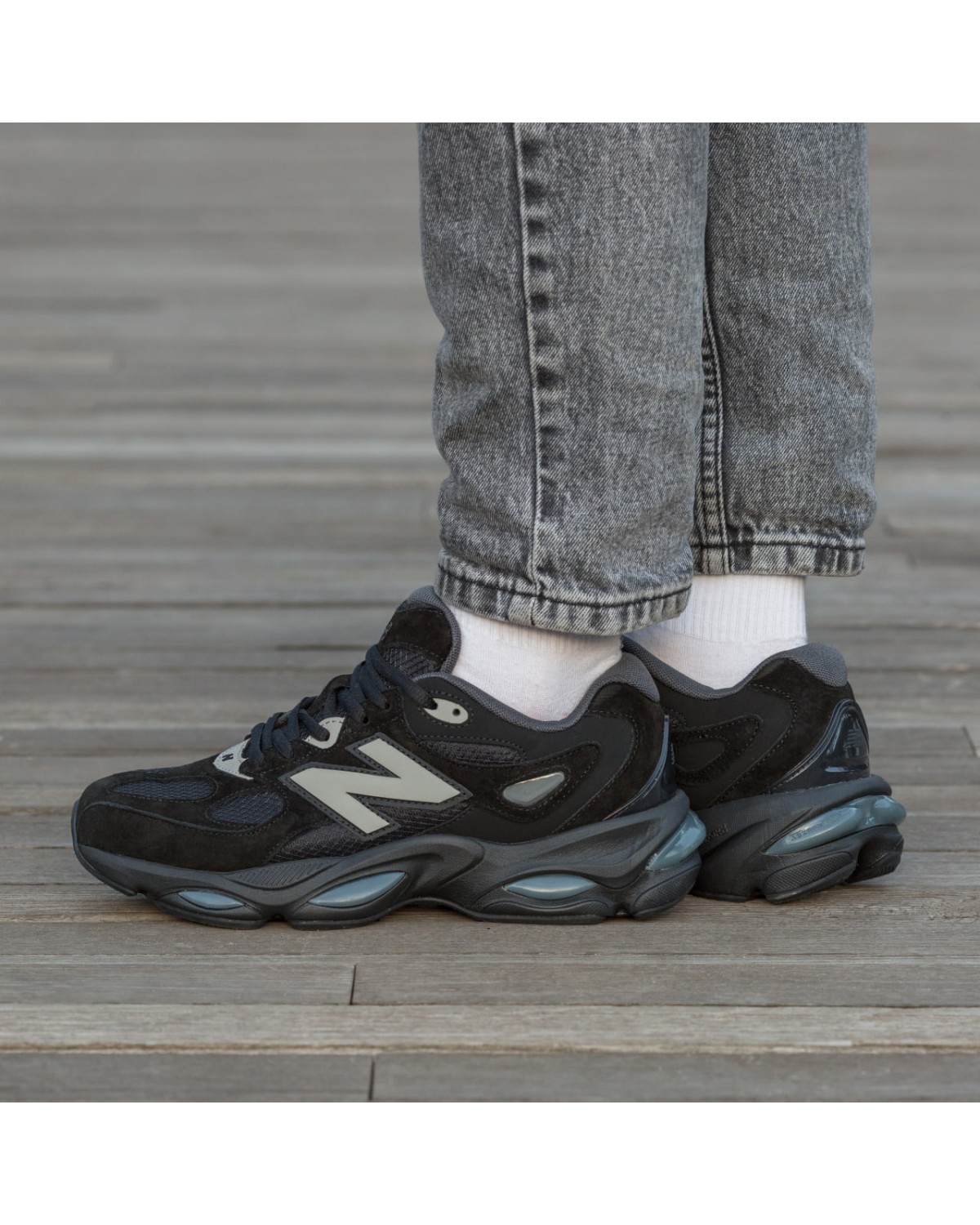 New Balance 983 Black