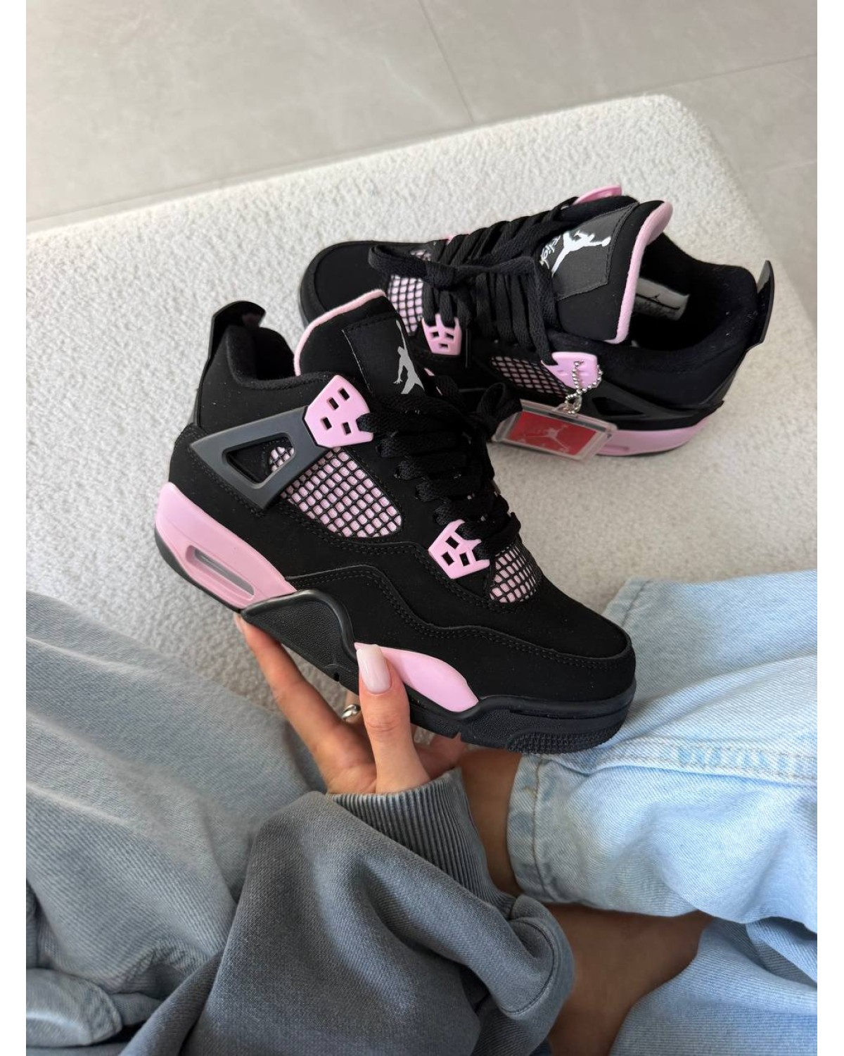 Nike Air Jordan 4 “Pink Thunder”