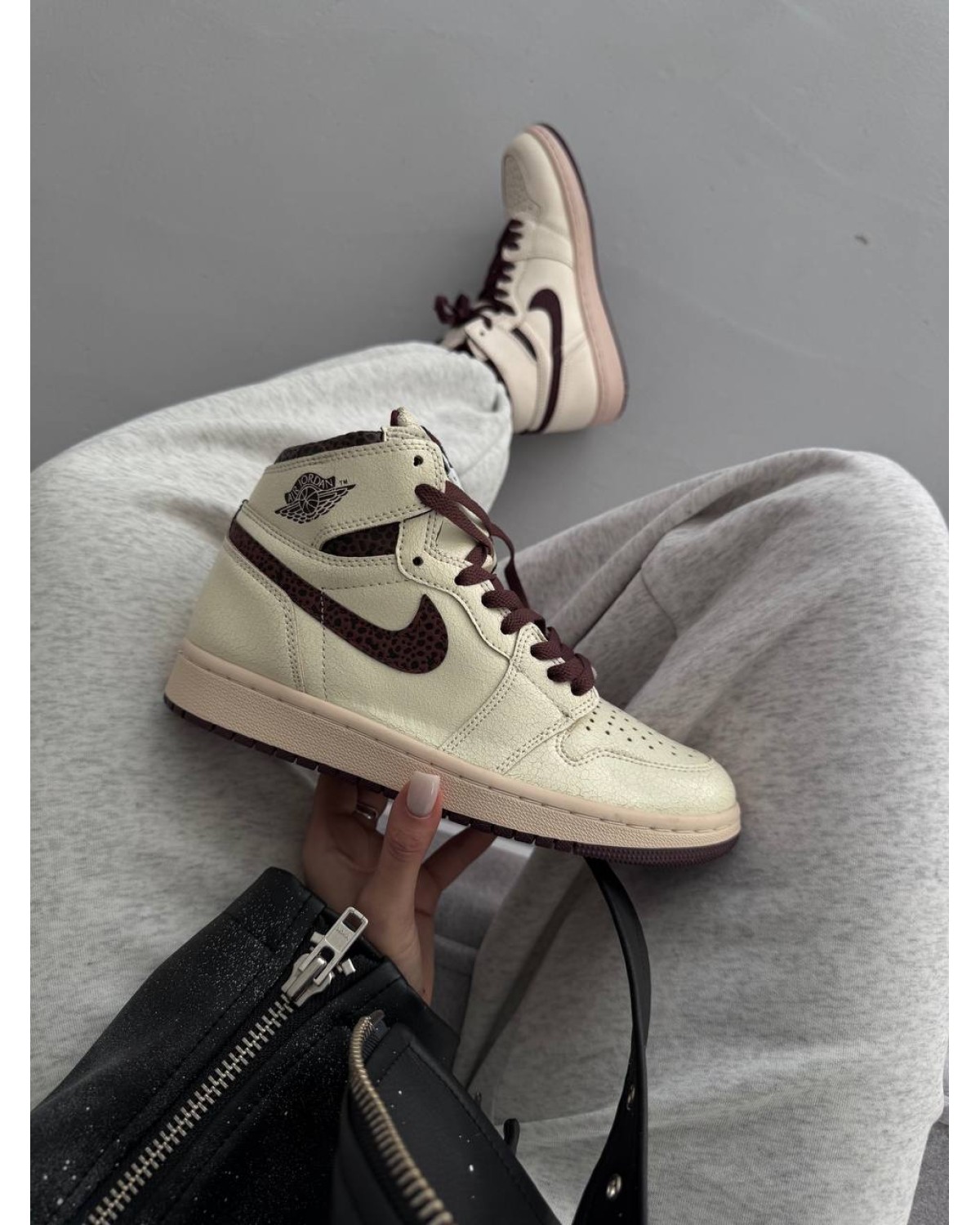 Nike Air Jordan 1 Retro A Ma Maniére “Cracked Skin”