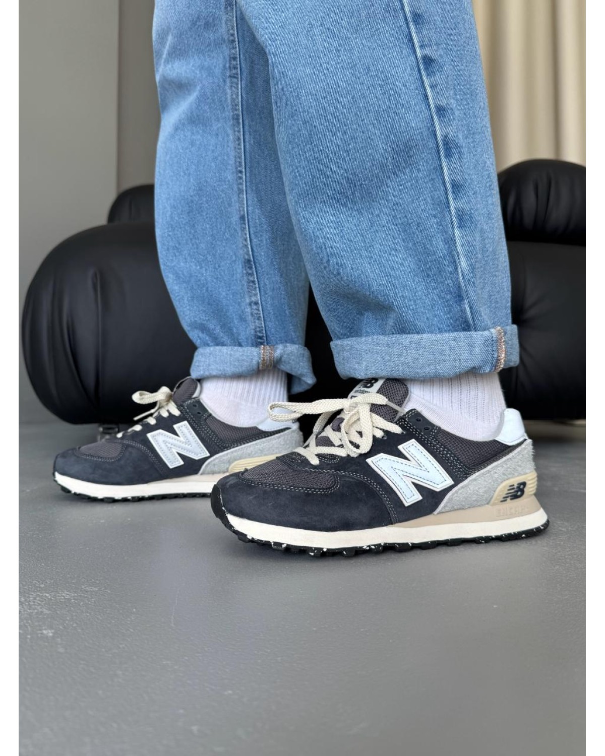 New Balance 574 Dark Grey/Beige