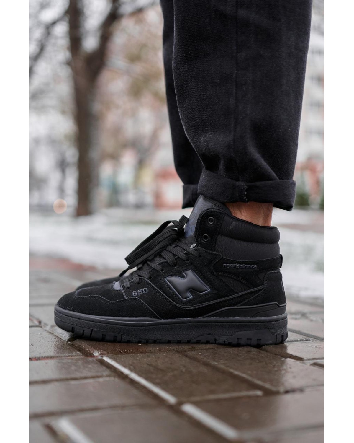 New Balance 650 High Black Fur