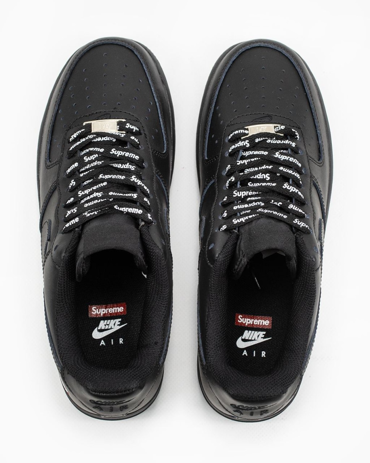 Nike Air Force 1 07 Supreme Black