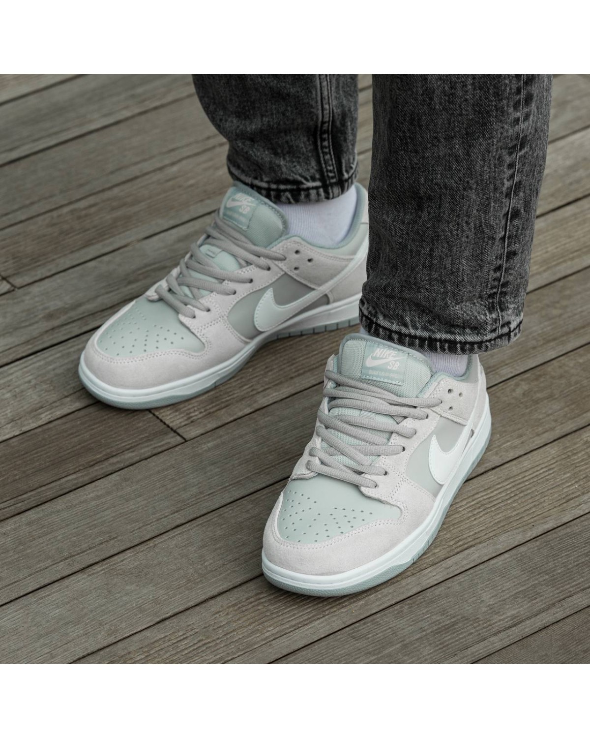 Nike SB Dunk Grey Suede