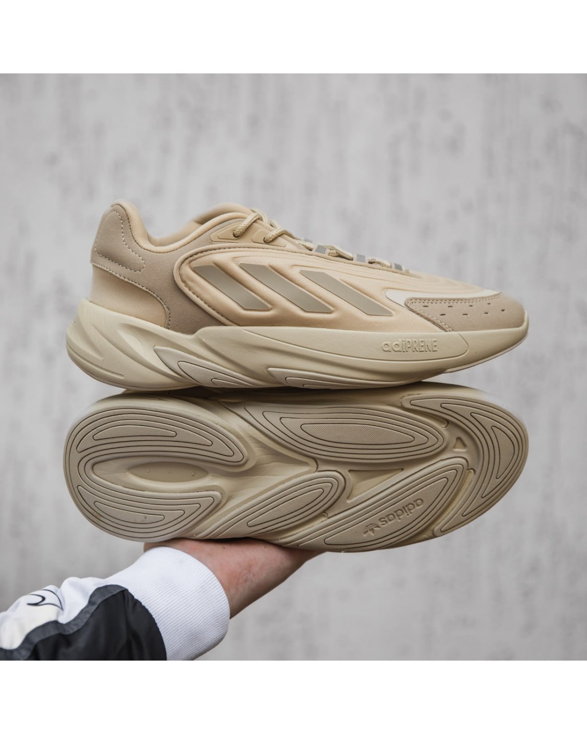 Adidas Ozelia Beige