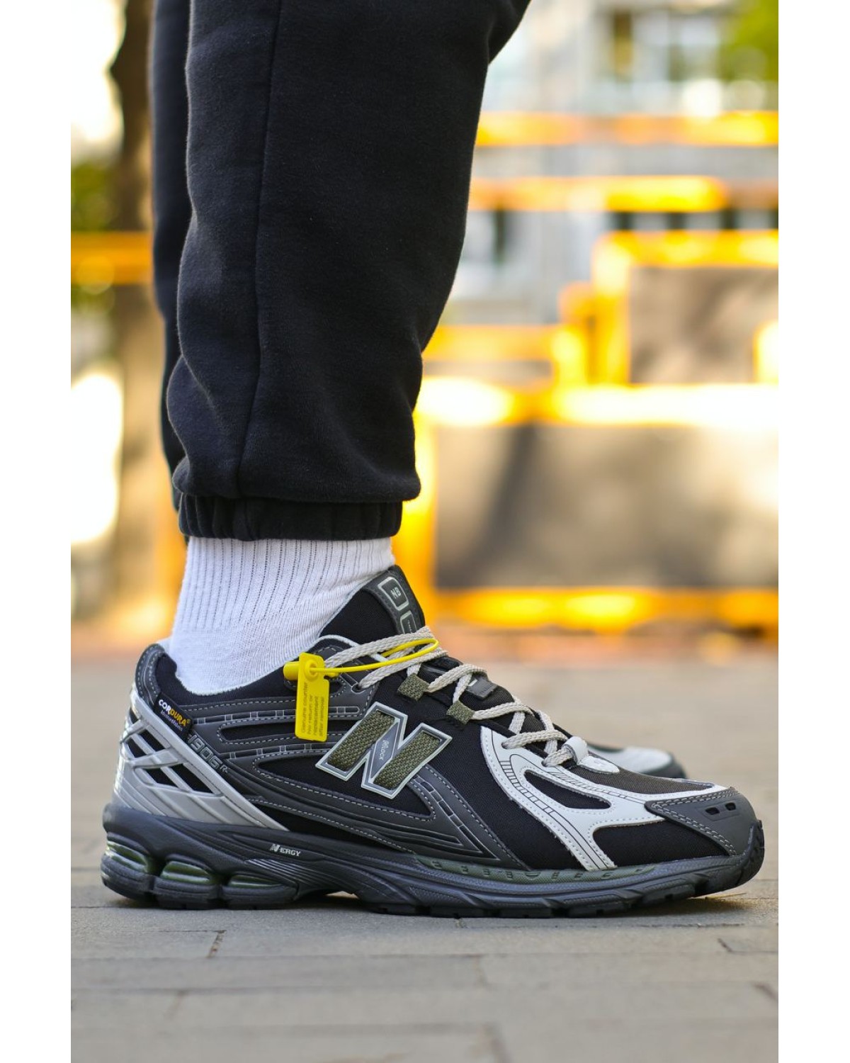 New Balance 1906R Cordura Black/Grey