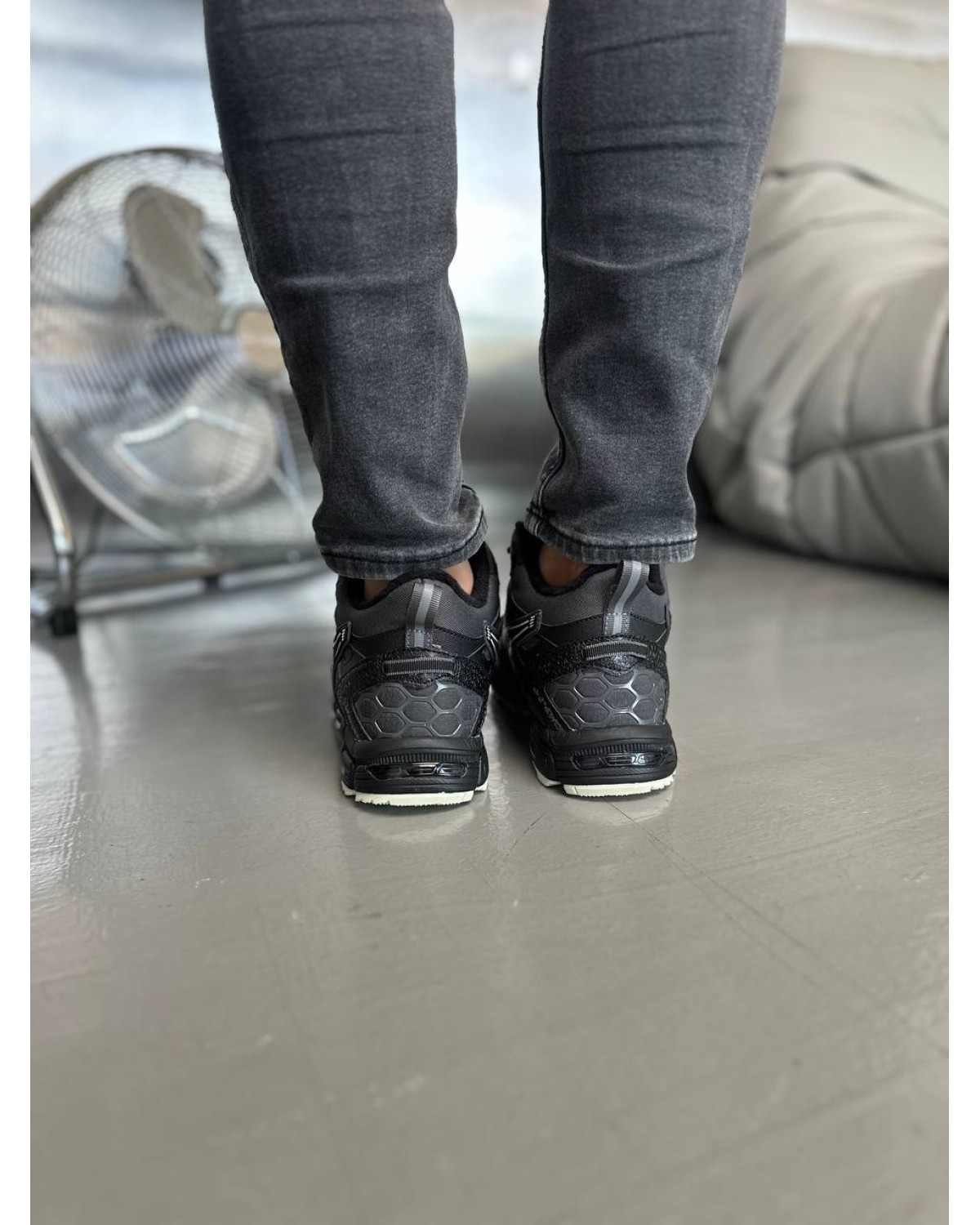 Asics Gel-Kahana 8 High Black Grey Fur Asics Gel-Kahana 8 High Black Grey Fur