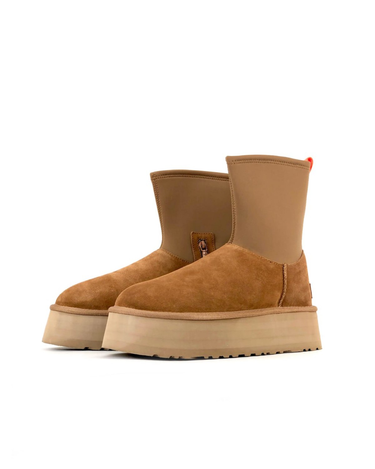 UGG Dipper Boots Chestunt Beige