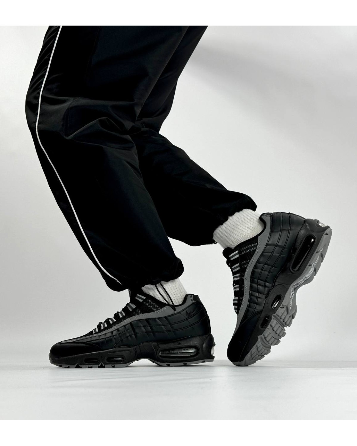 Nike Air Max 95 Essential Black Smoke Grey