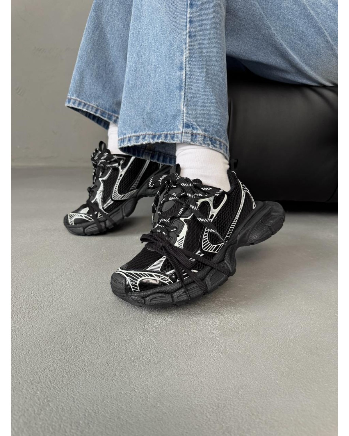 Balenciaga 3XL Black/White Balenciaga 3XL Black/White