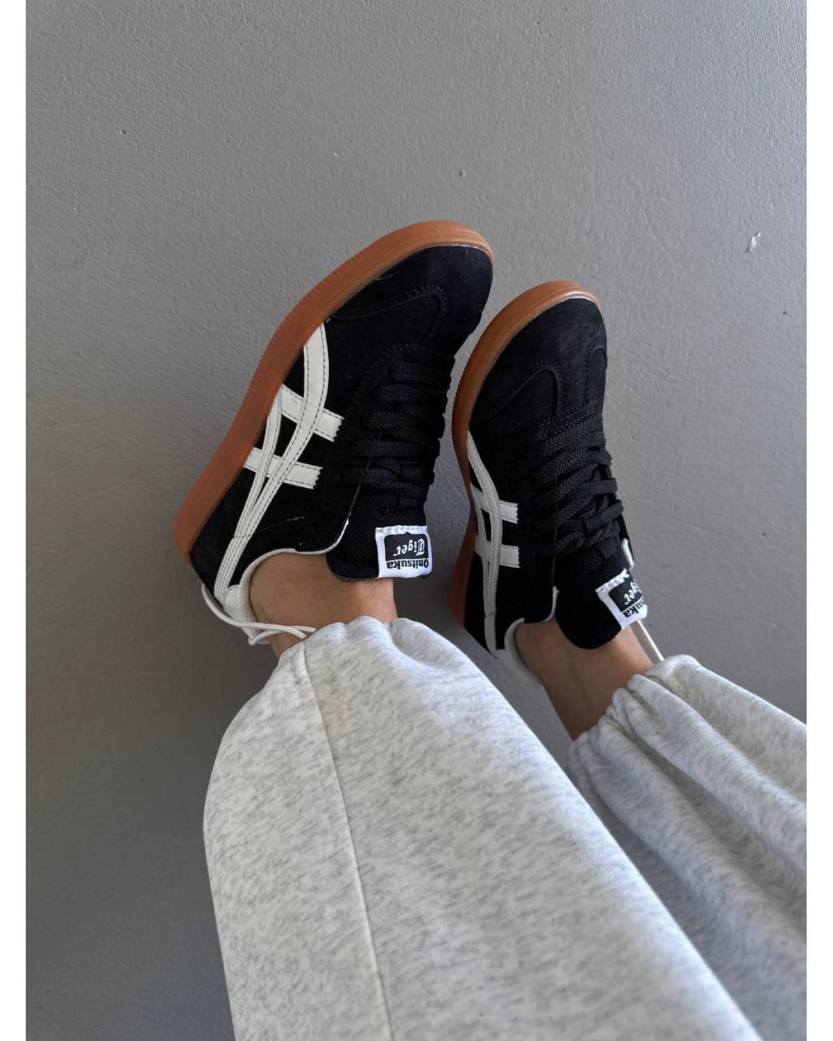 Asics Onitsuka Tiger Black/White/Gum