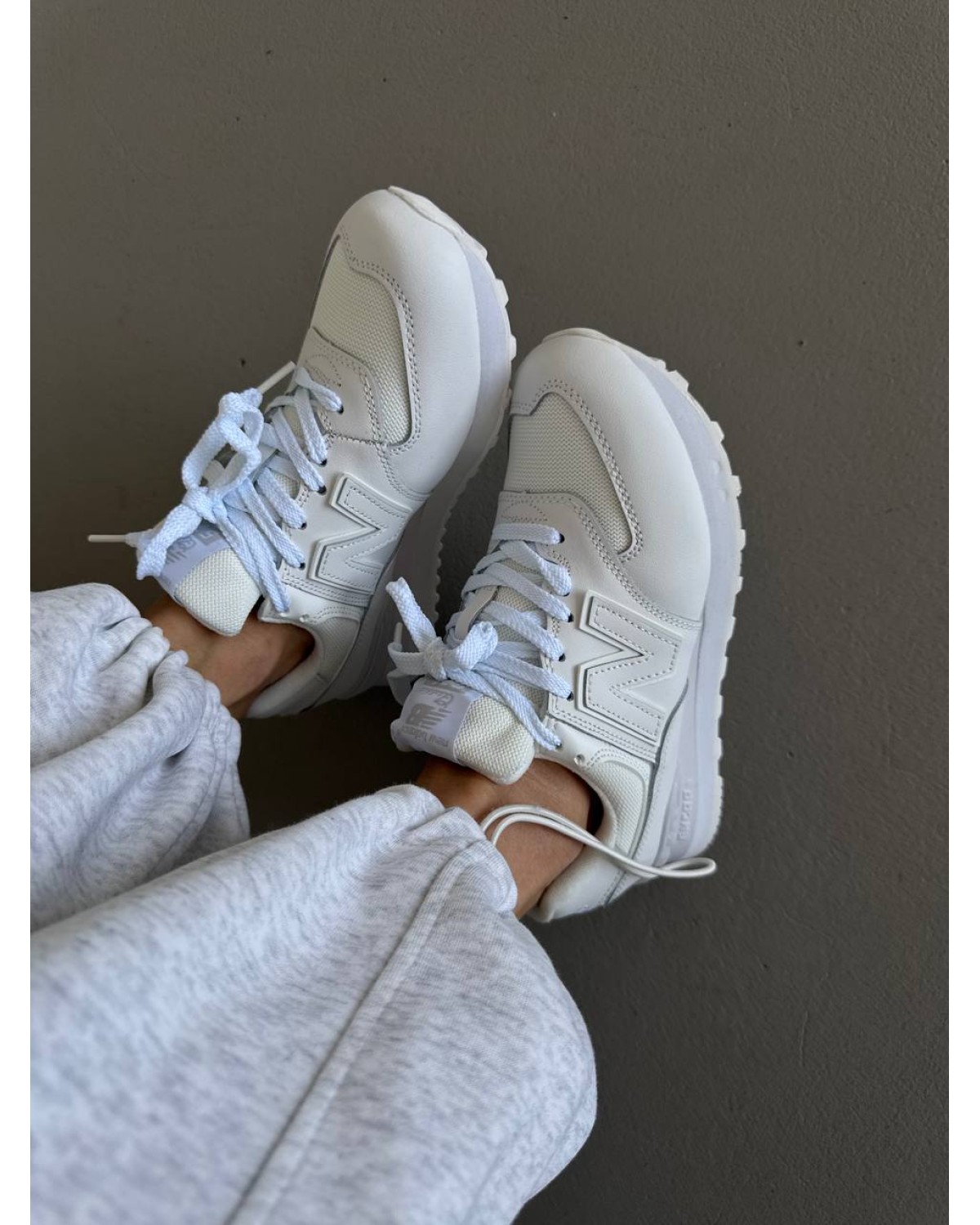 New Balance 574 White Leather / Net