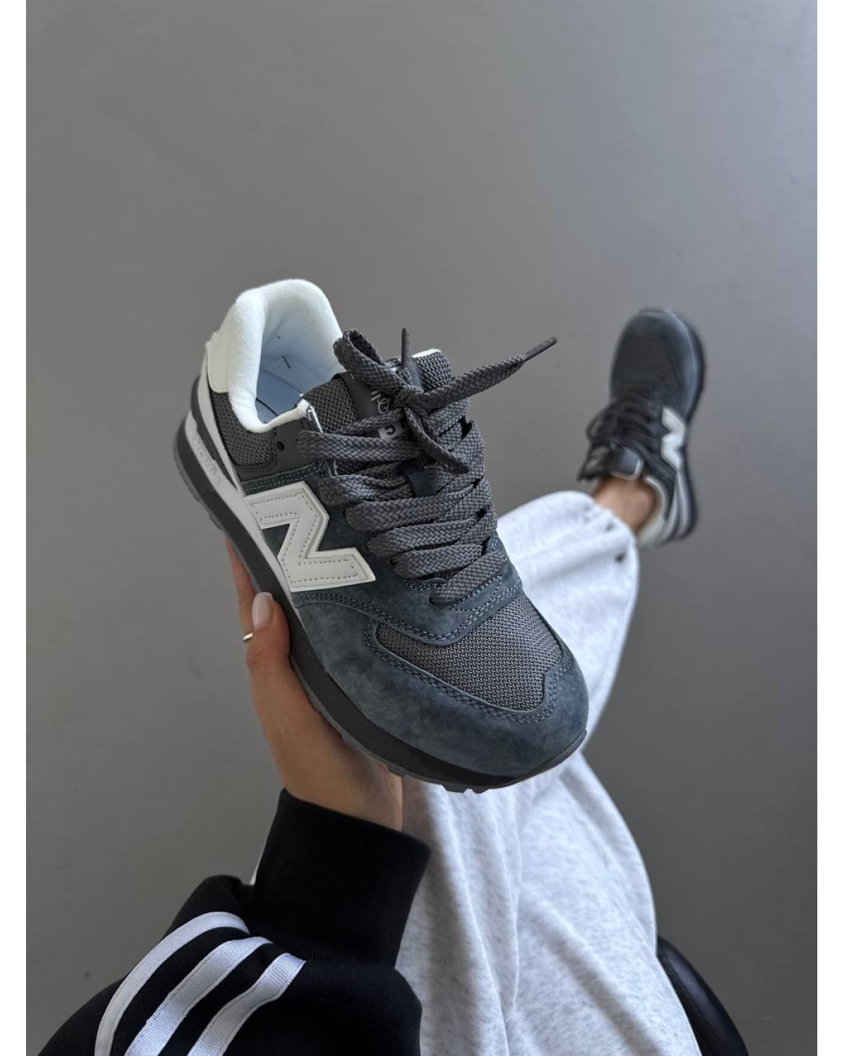New Balance 574 Grey / White