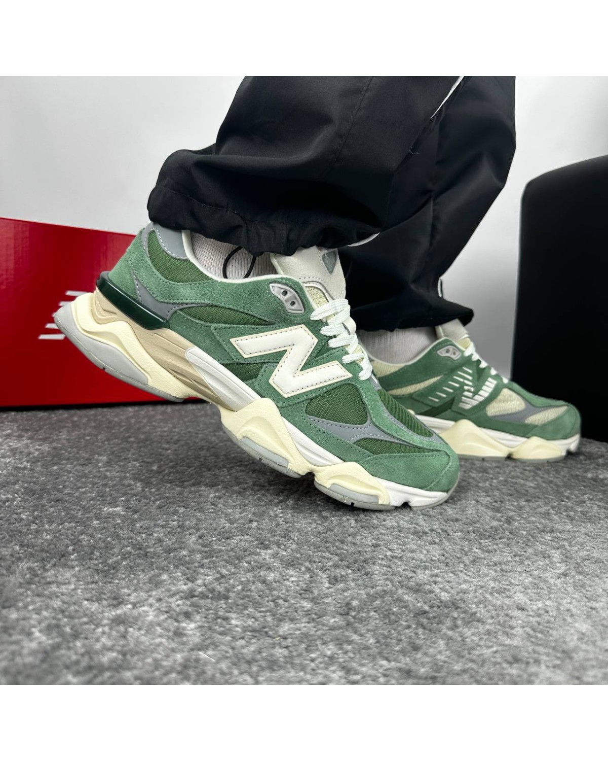 New Balance 9060 Nori Green Beige