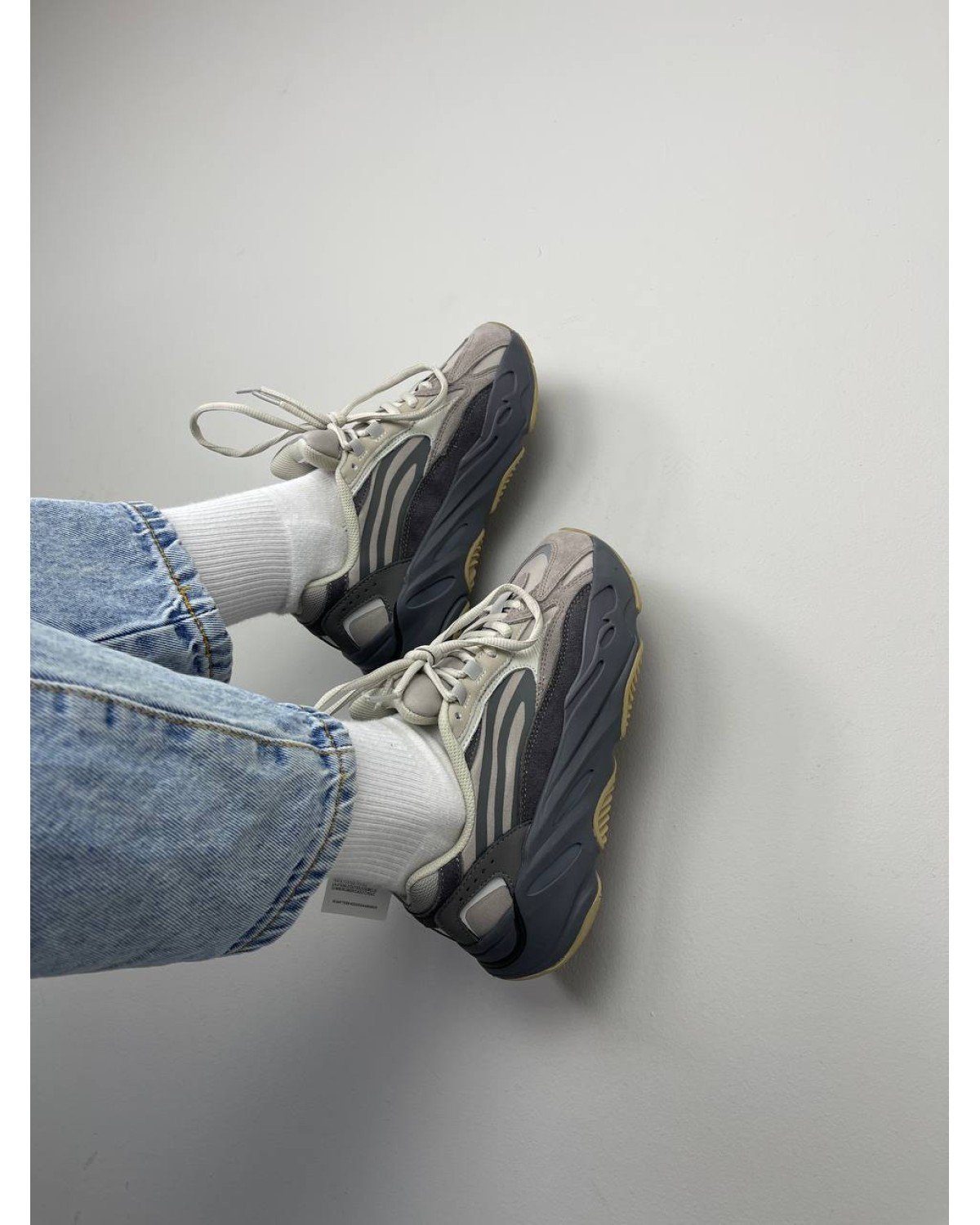 Adidas Yeezy 700 V2 Tephra Grey