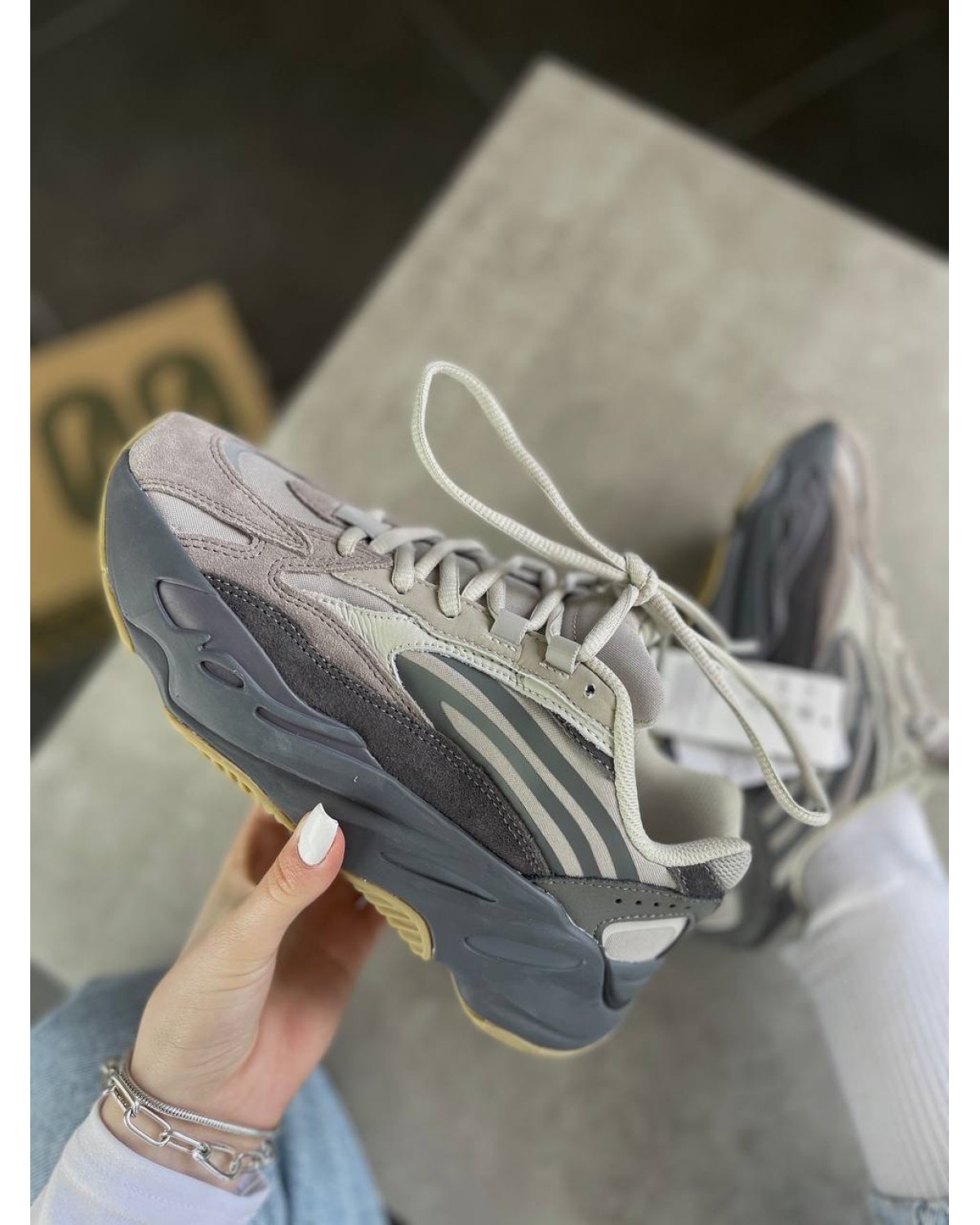 Adidas Yeezy 700 V2 Tephra Grey