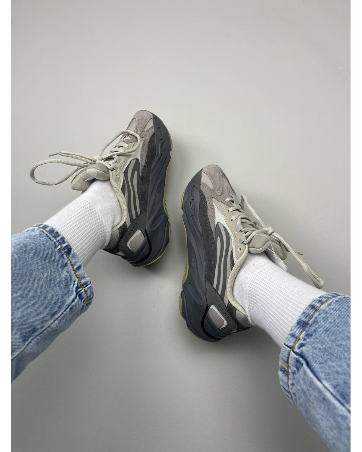 Adidas Yeezy 700 V2 Tephra Grey