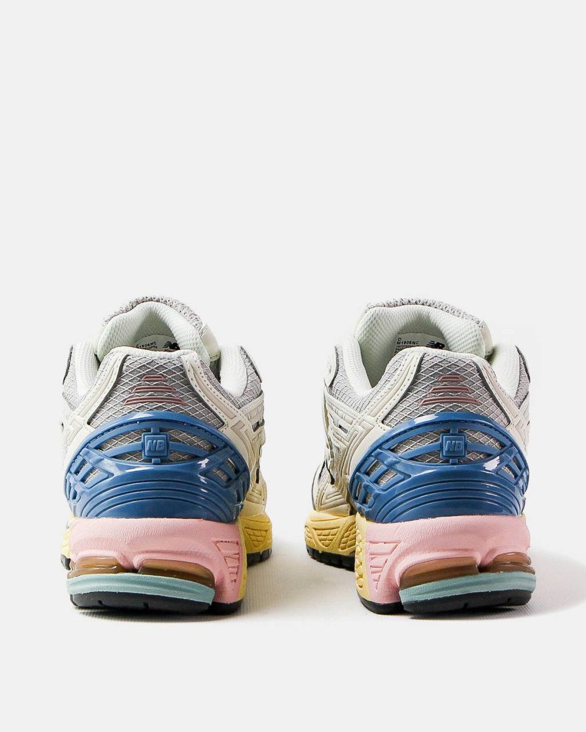 New Balance 1900U Angora Blue Pink